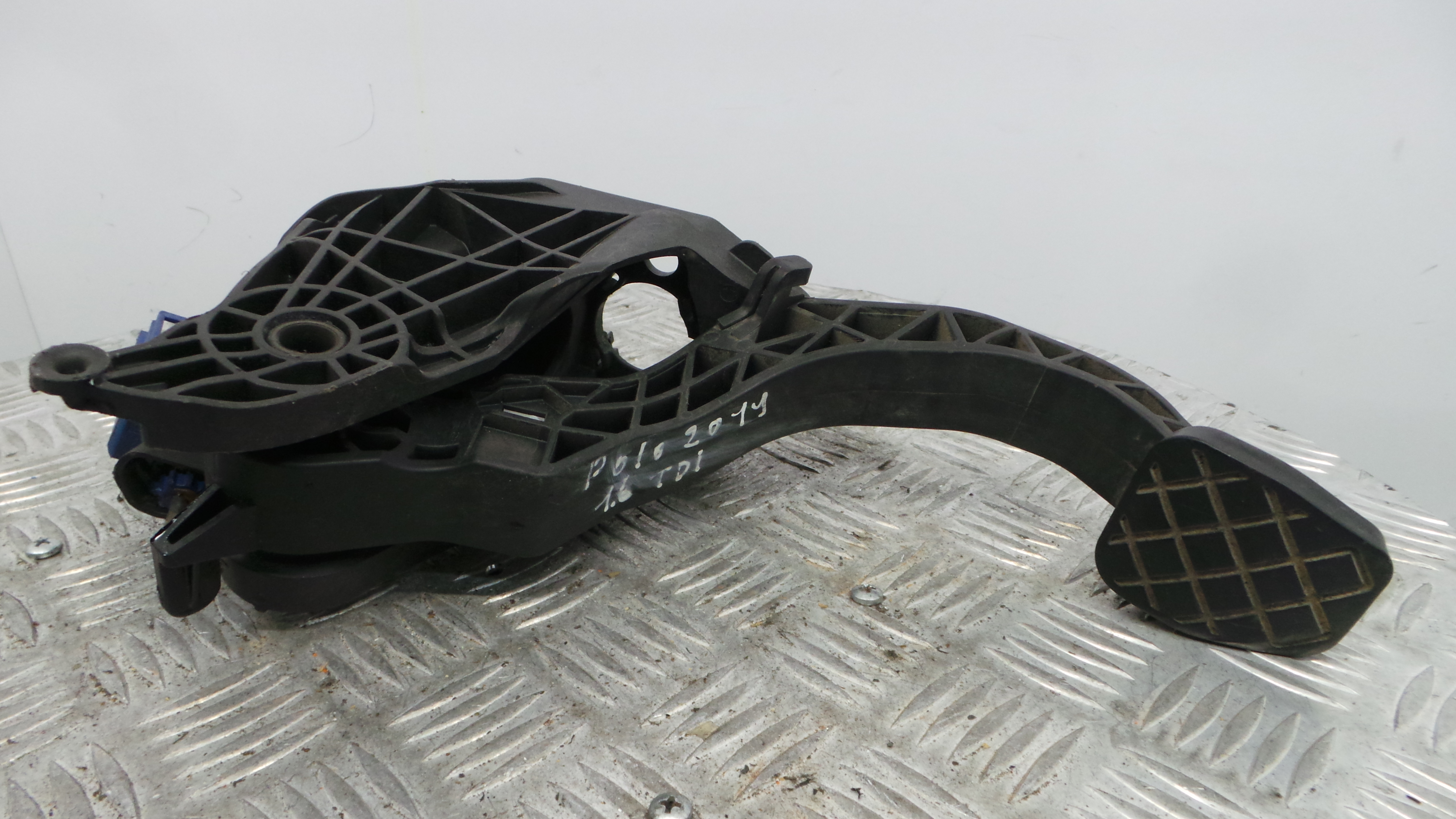 Pedal de Embraiagem 6R1721059AA - VW POLO V (6R1, 6C1)-35065199