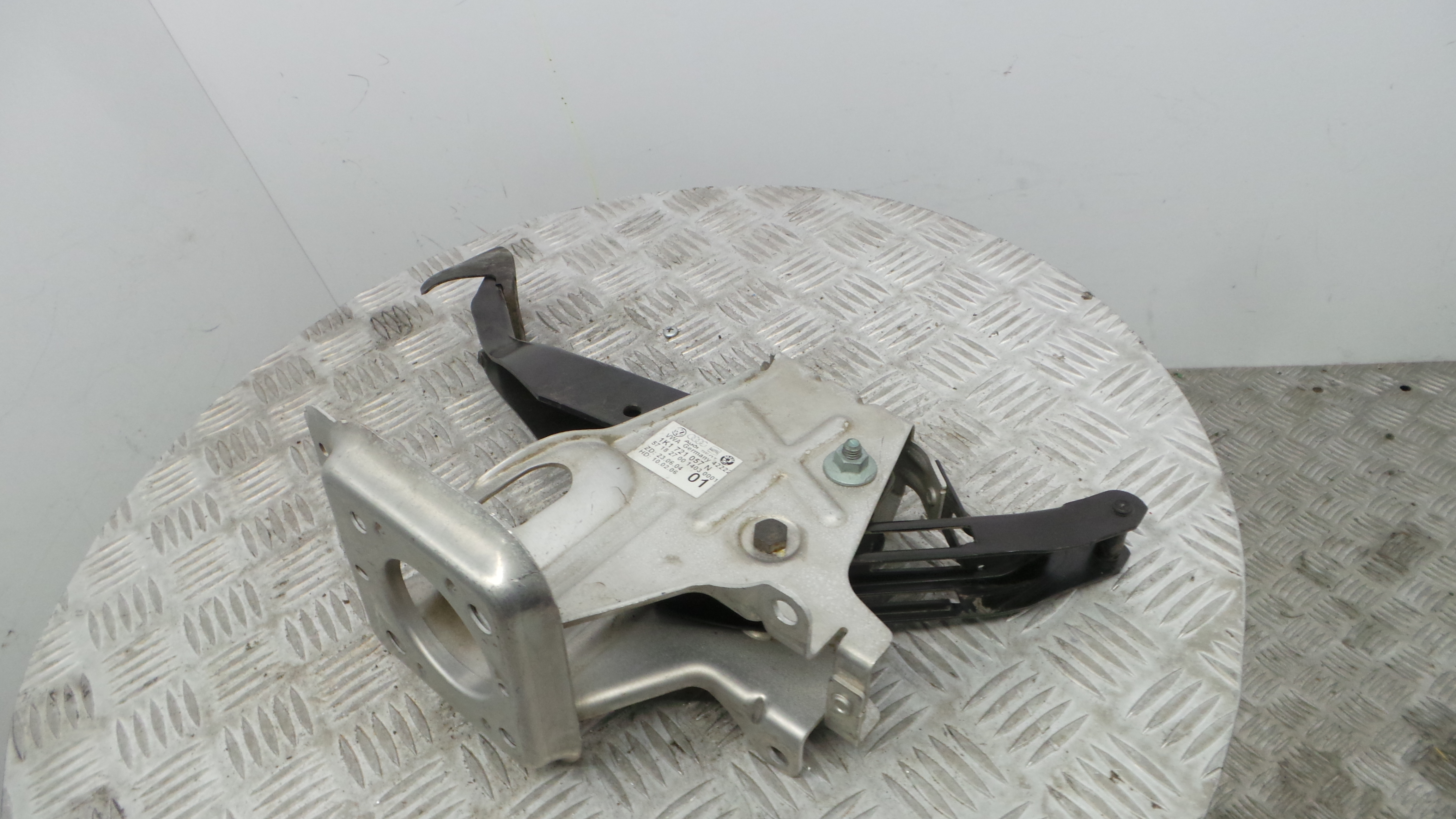 Pedal do Travão 1K1721057N - SEAT LEON (1P1)-35065513