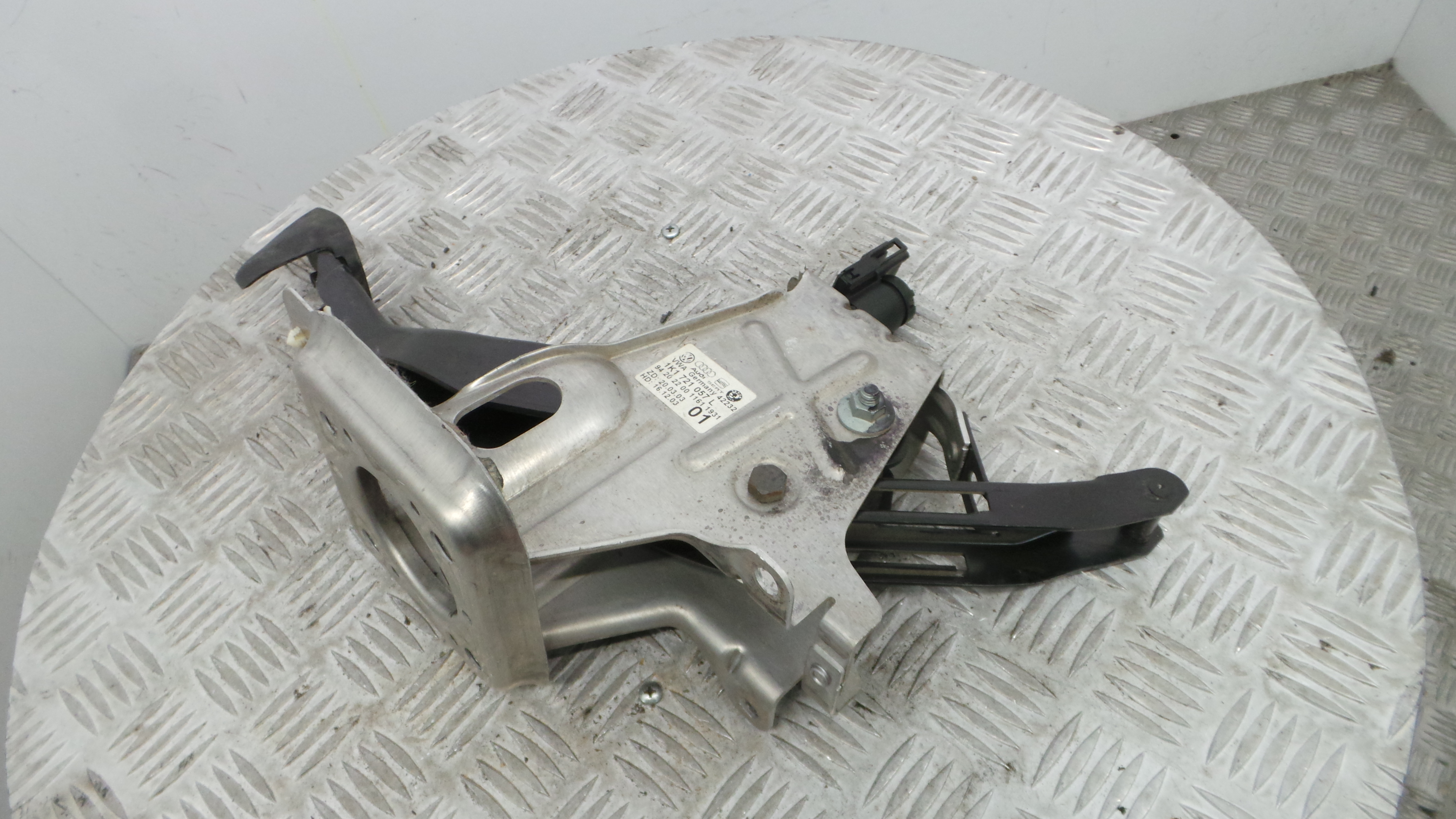 Pedal do Travão 1K1721057L - AUDI A3 (8P1)-35065826