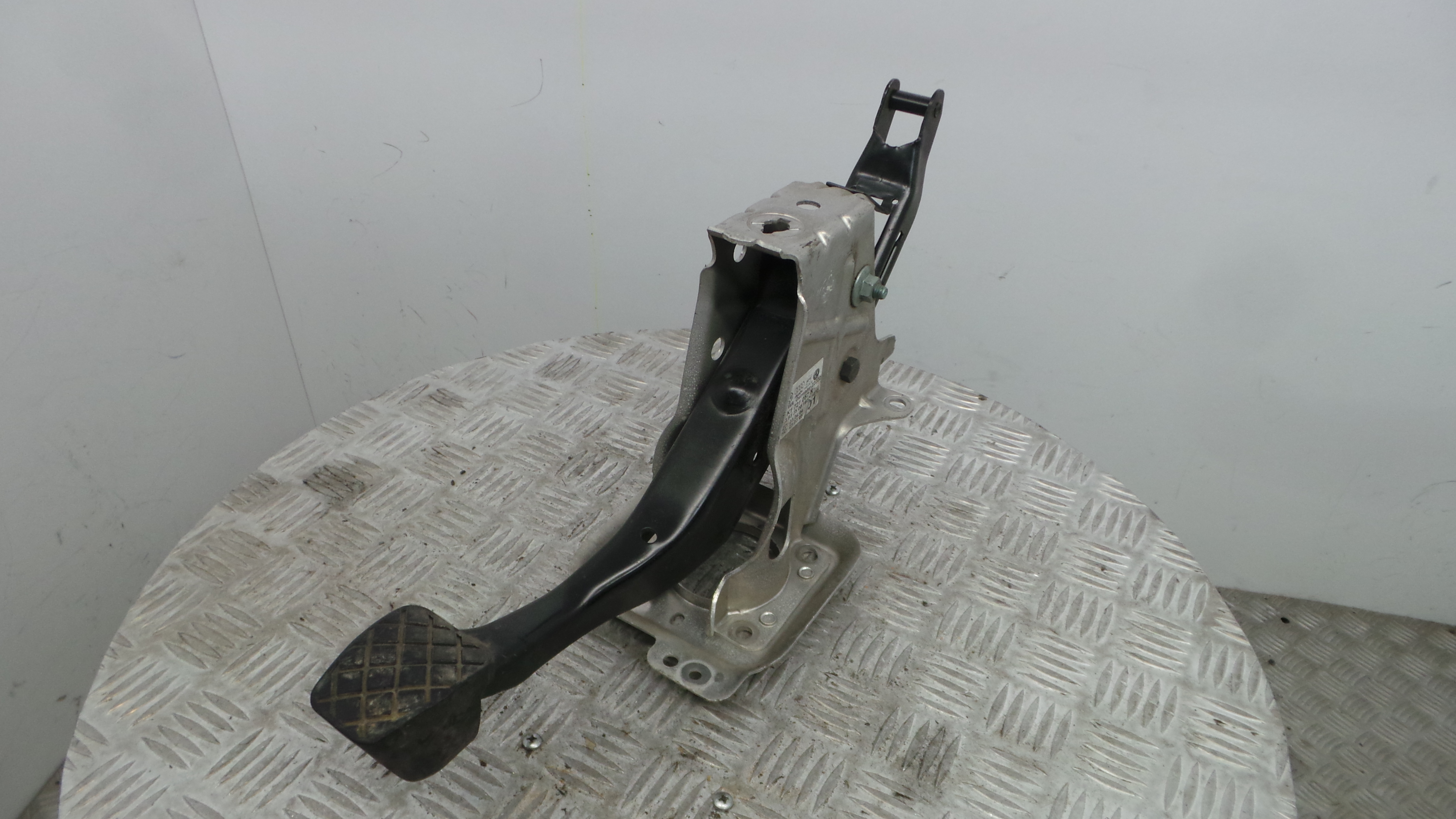 Pedal do Travão 1K1721057N - VW GOLF V (1K1)-35065991 Pedal do Travão 1K1721057N - VW GOLF V (1K1)-35065991