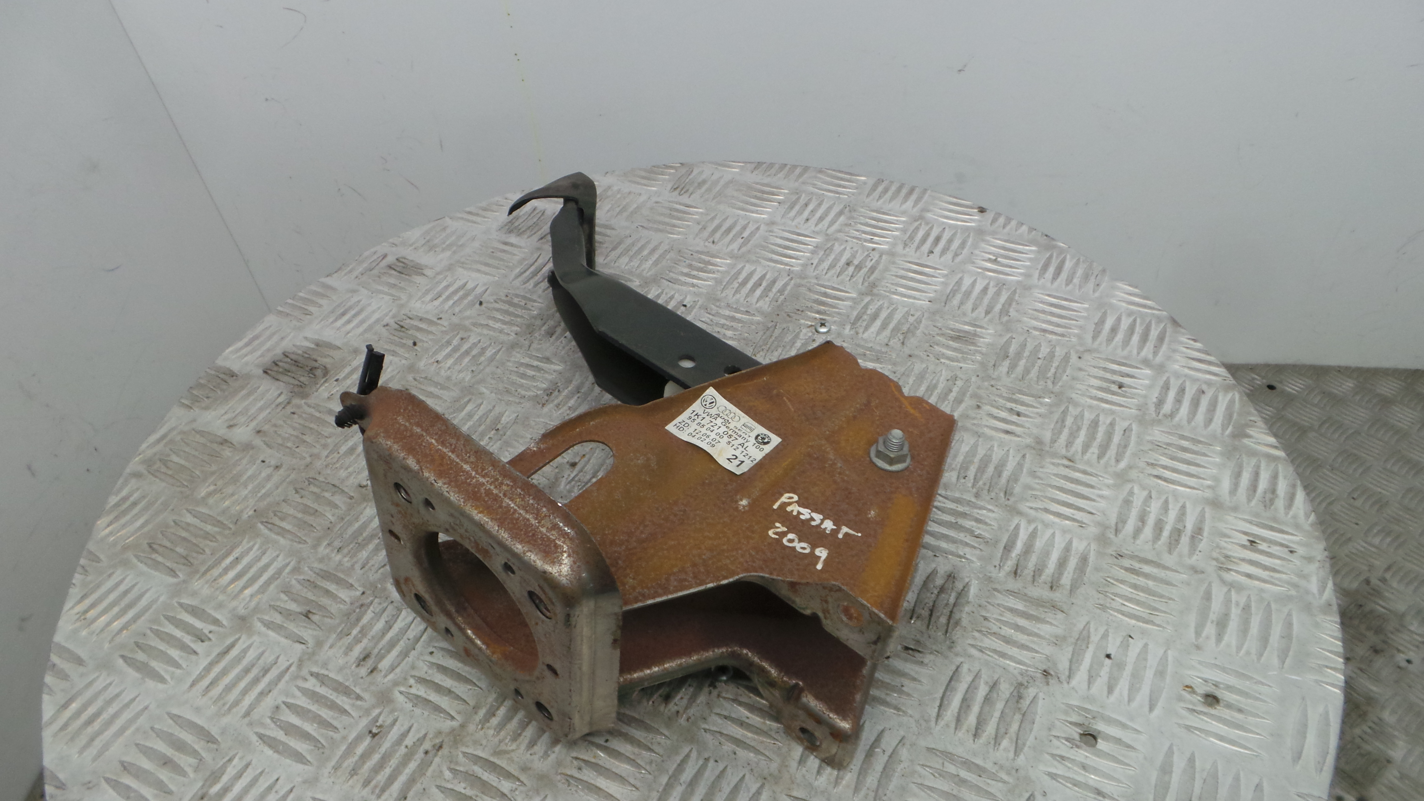 Pedal do Travão 1K1721057AL - VW PASSAT B6 (3C2)-35066465