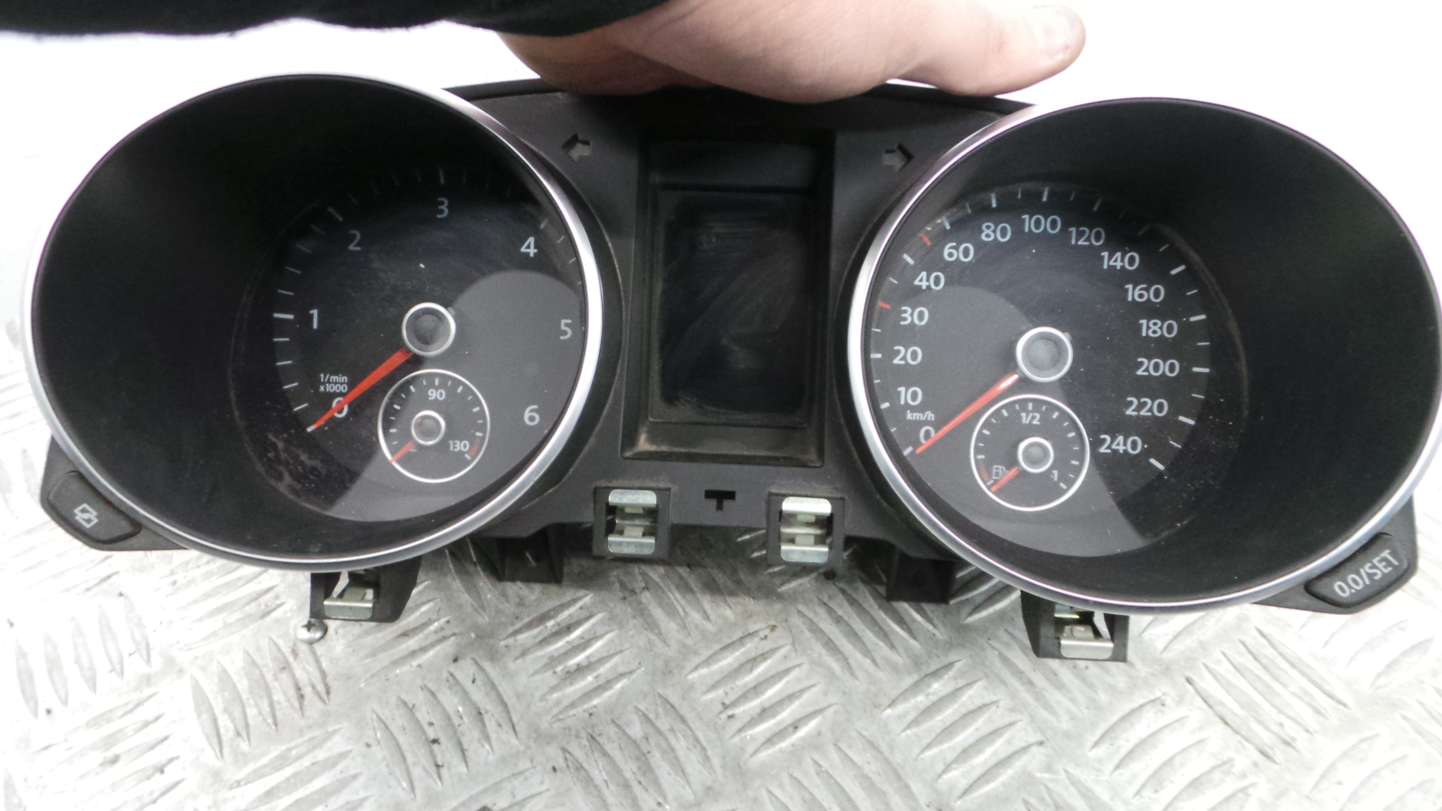 Quadrante 5K0920871A - VW GOLF VI (5K1)-35175519