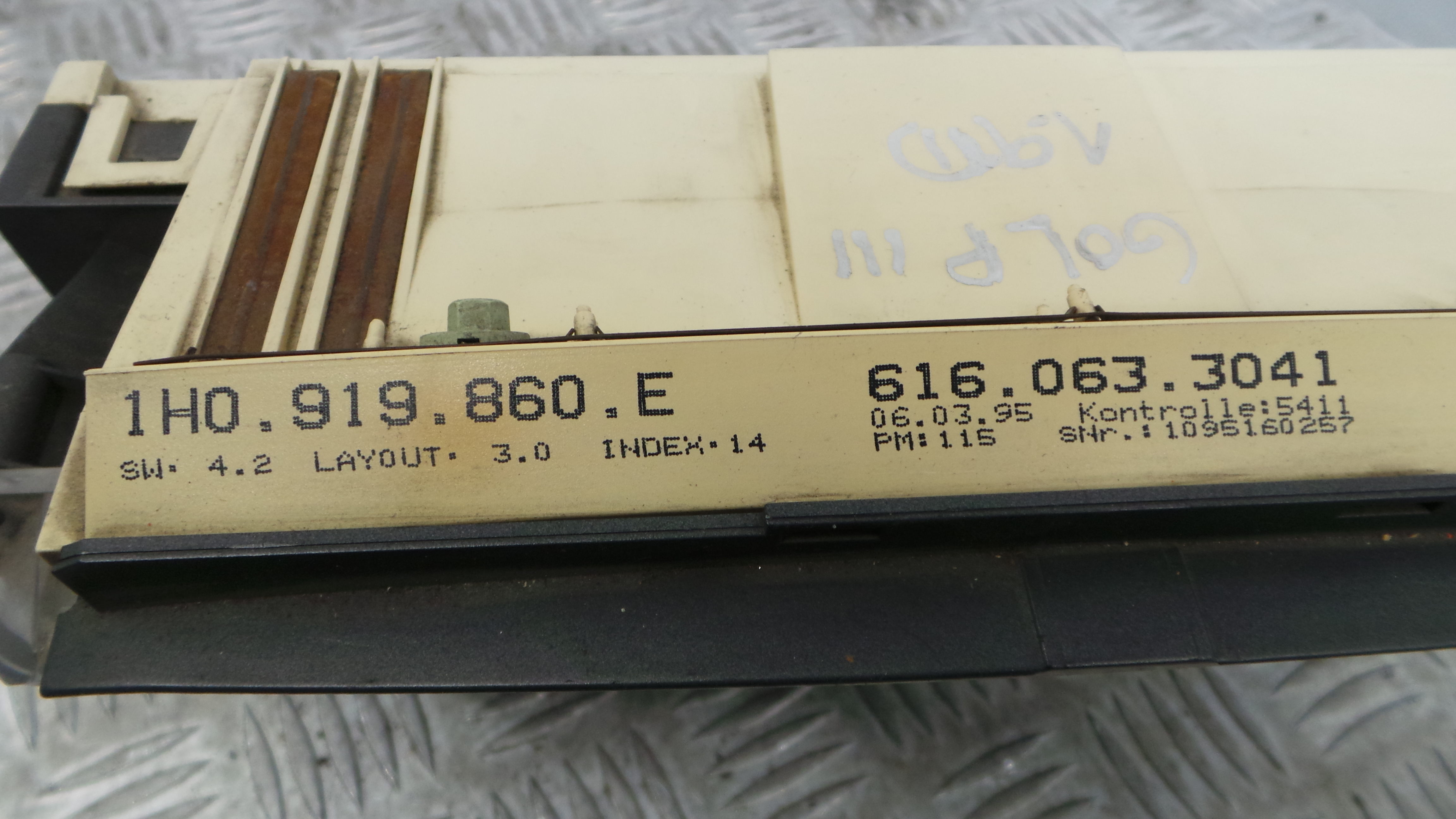 Quadrante 1H0919860E - VW GOLF III (1H1), GOLF Mk III (1H1)-35175533