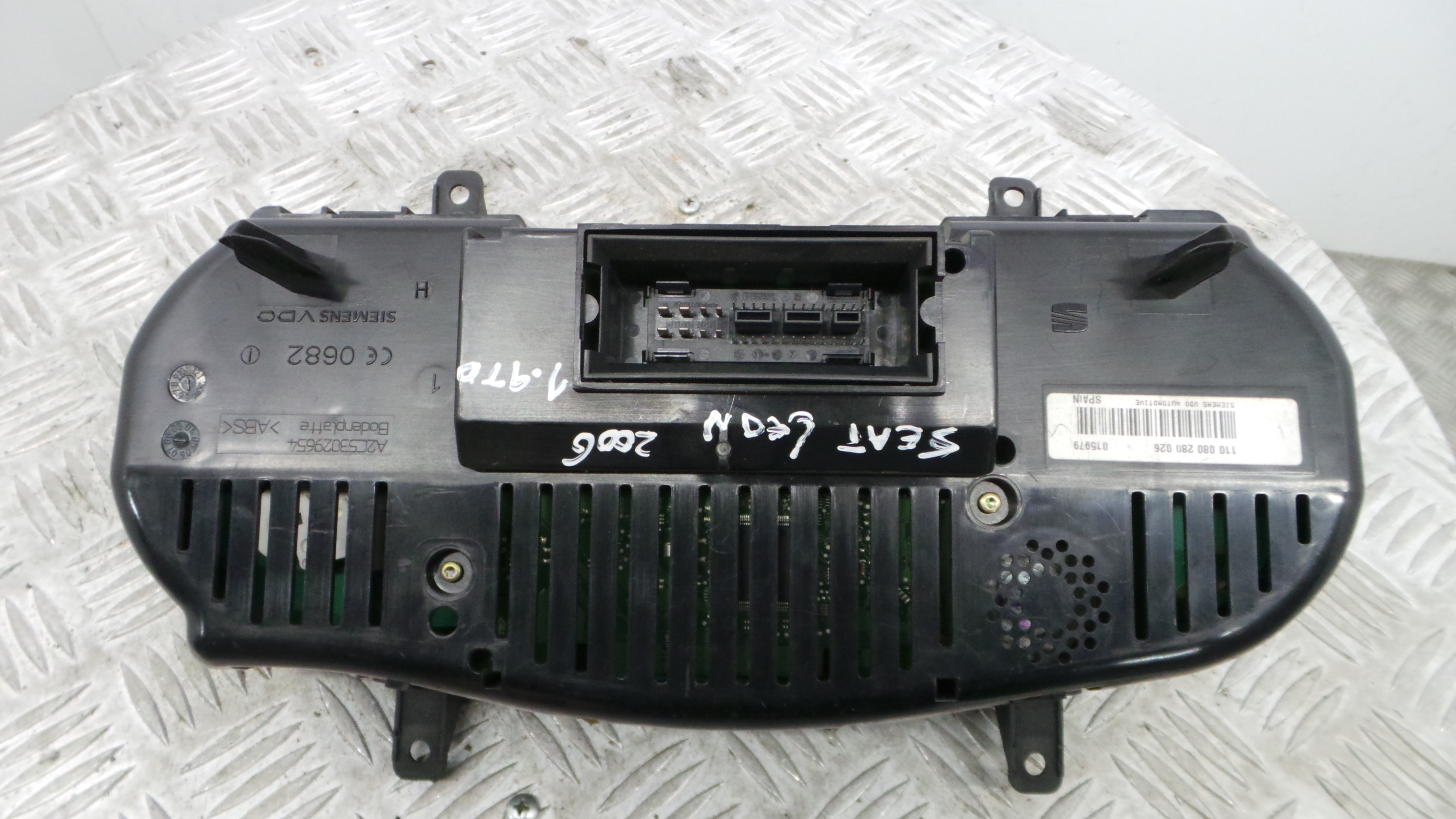 Quadrante 1P0920823F - SEAT LEON (1P1)-35175548