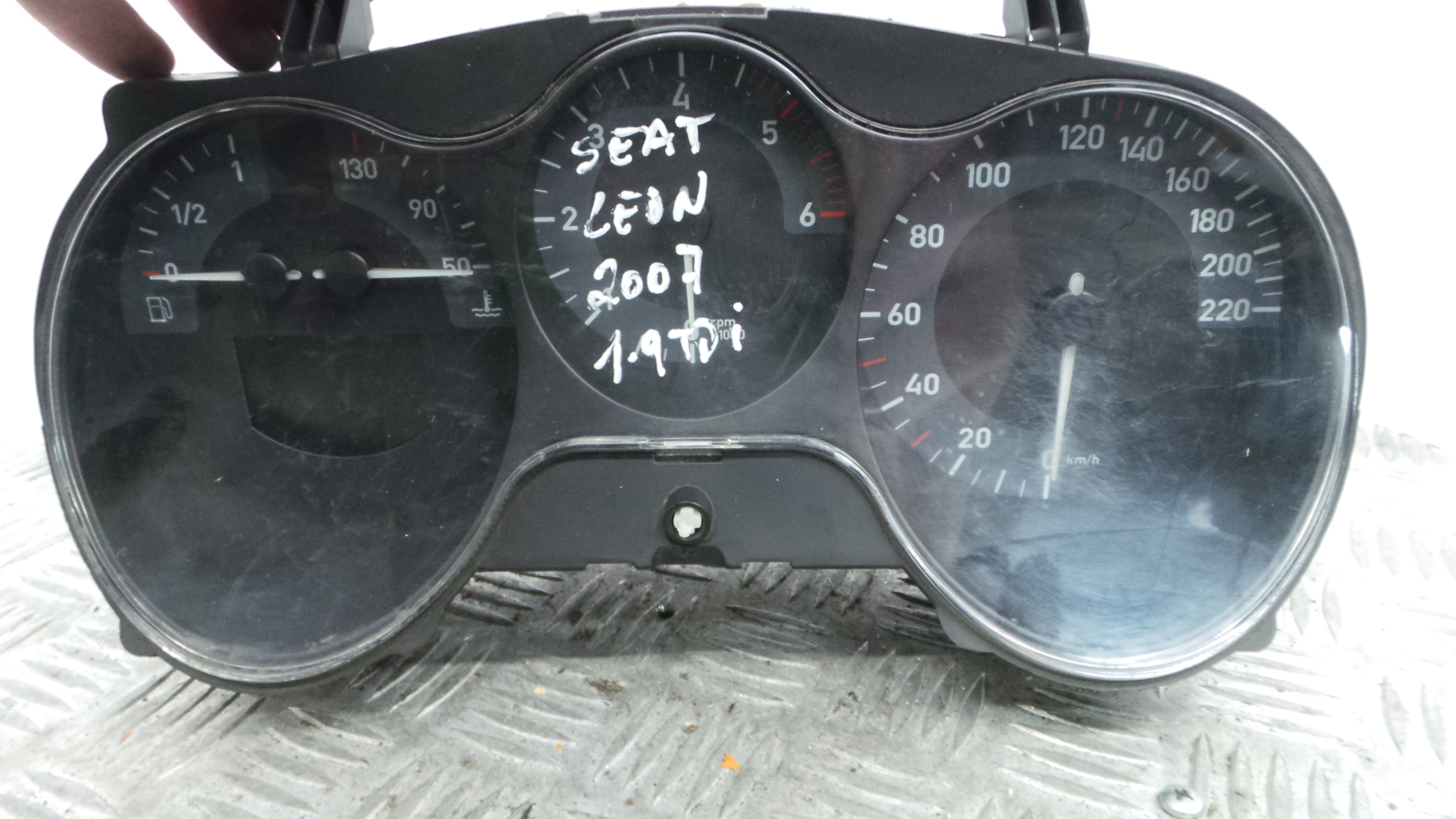 Quadrante 1P0920823G - SEAT LEON (1P1)-35175624 Quadrante 1P0920823G - SEAT LEON (1P1)-35175624