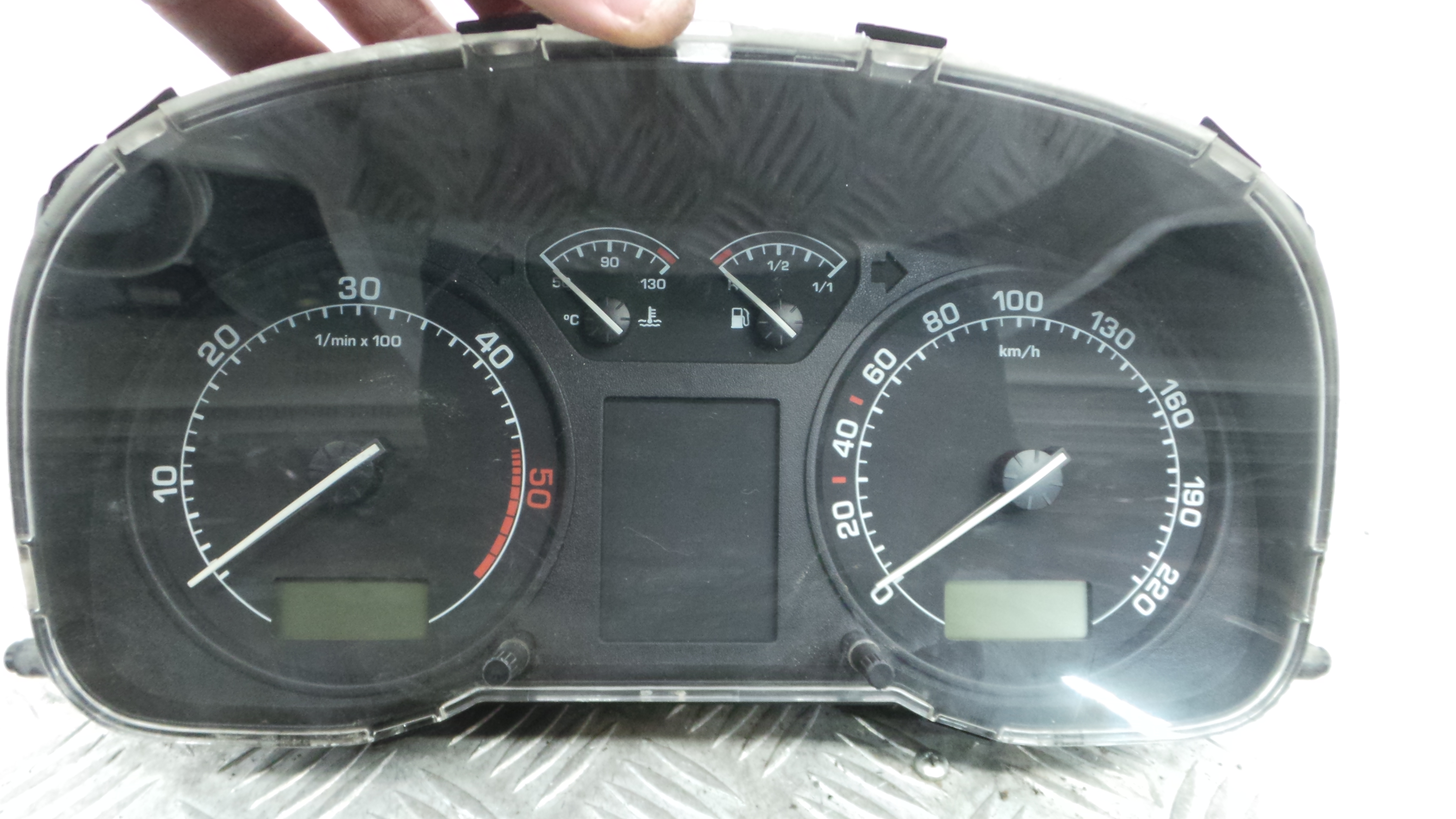 Quadrante 1U0920810F - SKODA OCTAVIA I (1U2)-35175662 Quadrante 1U0920810F - SKODA OCTAVIA I (1U2)-35175662