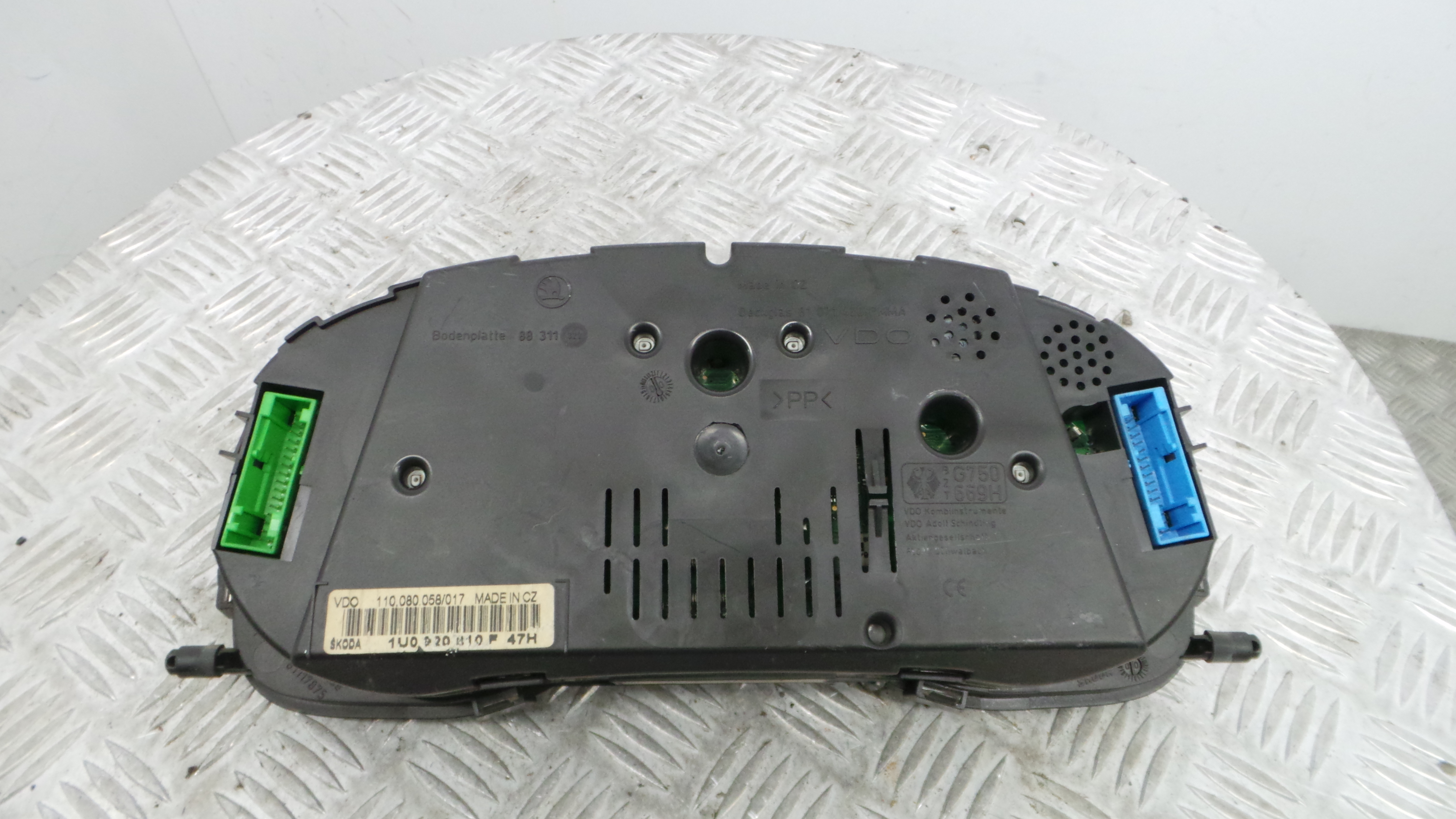 Quadrante 1U0920810F - SKODA OCTAVIA I (1U2)-35175662