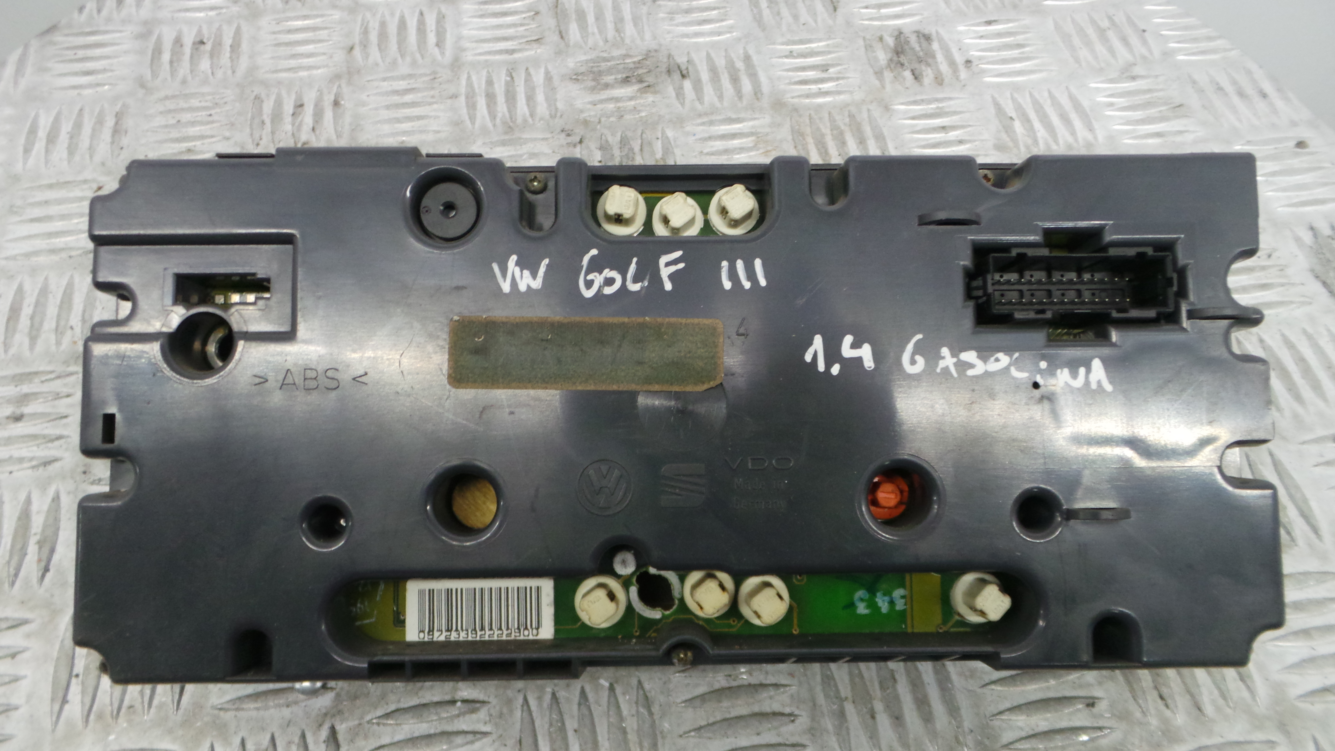 Quadrante 1H6919033B - VW GOLF III (1H1), GOLF Mk III (1H1)-35175728