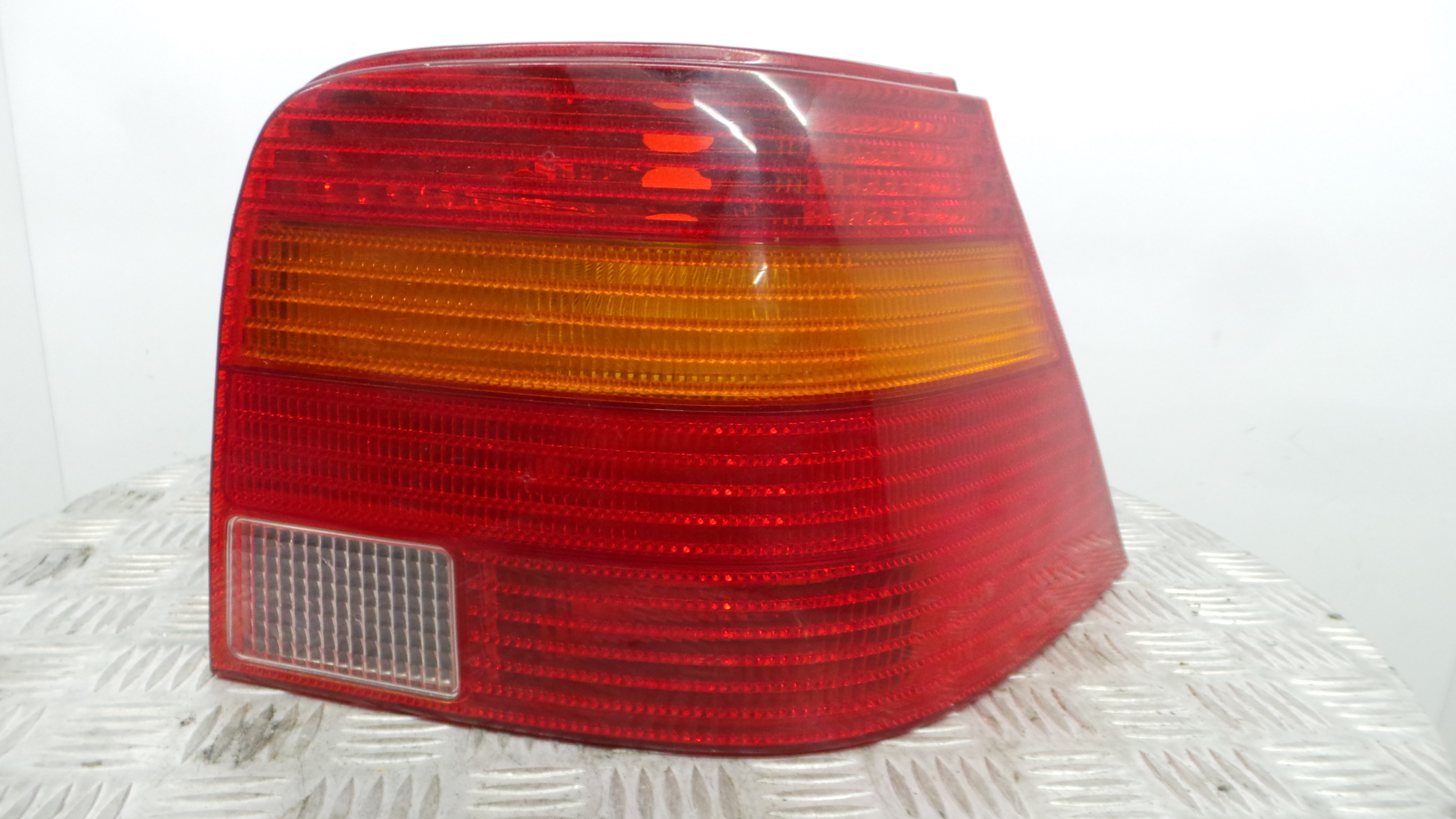 Farolim Stop Dto 1J6945096R - VW GOLF IV (1J1), GOLF Mk IV (1J1)-35175903