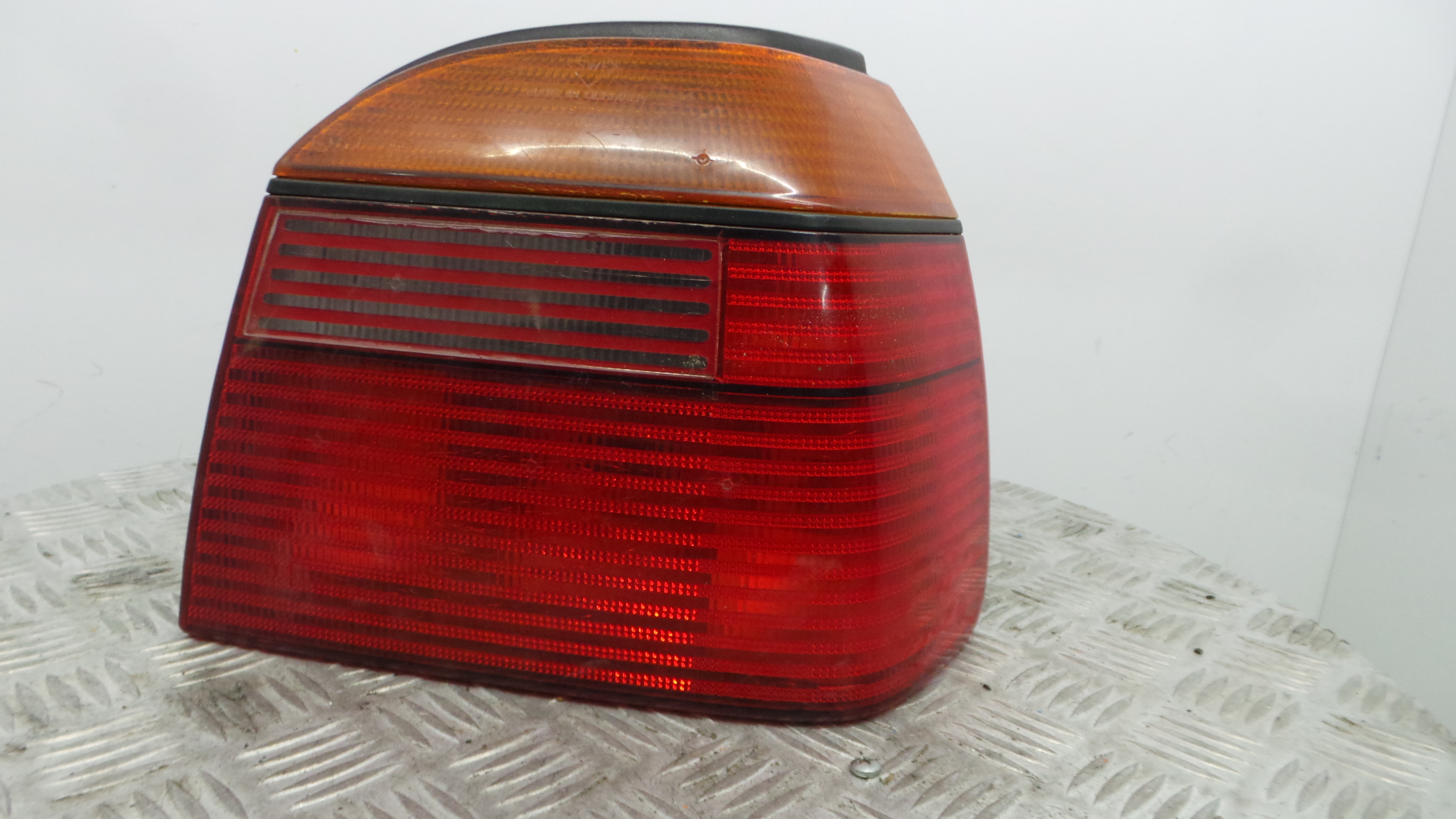 Farolim Stop Dto 1H6945112D - VW GOLF III (1H1), GOLF Mk III (1H1)-35177315