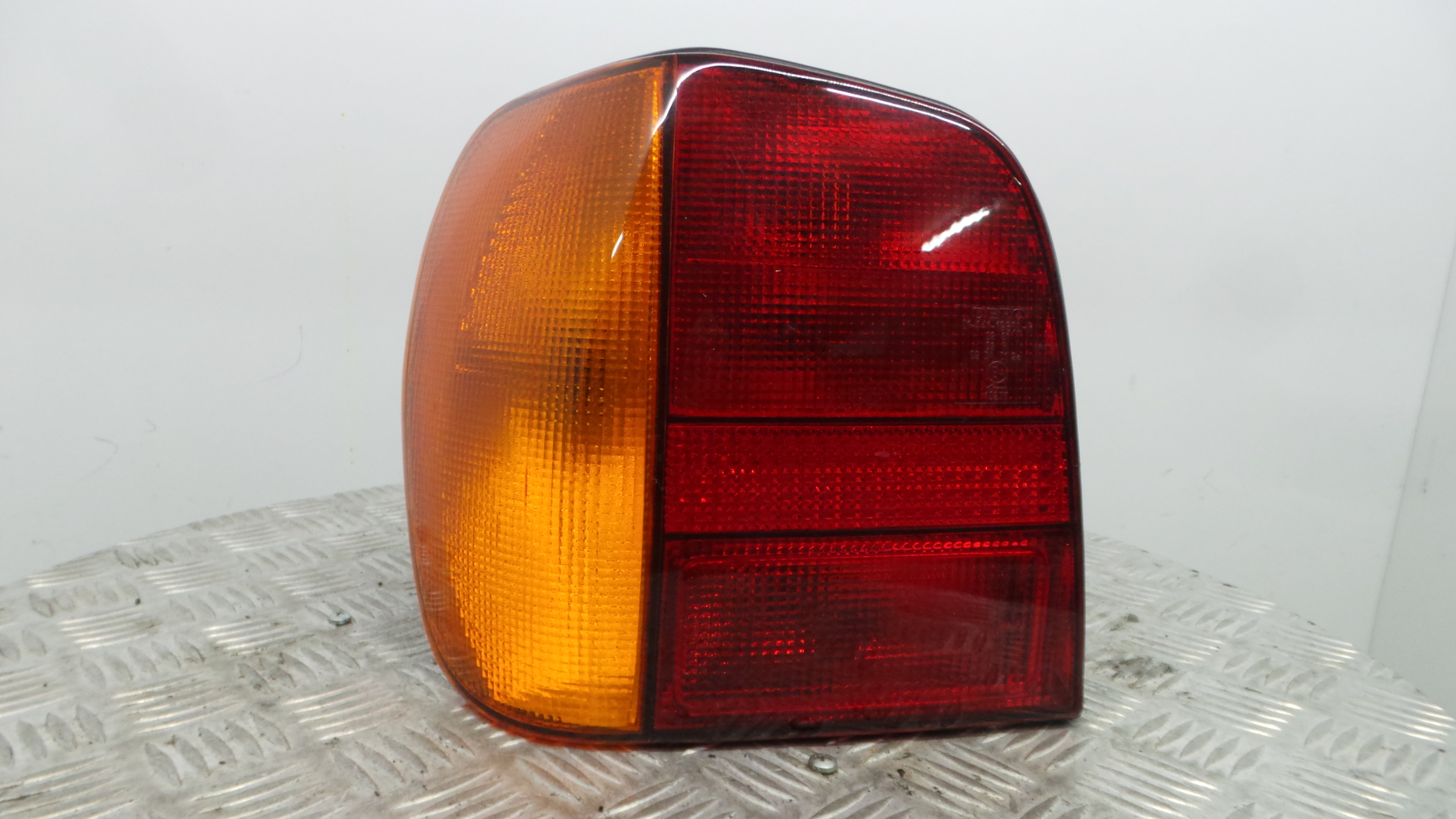 Farolim Stop Esq 01-441-1930L - VW POLO III (6N1)-35177422