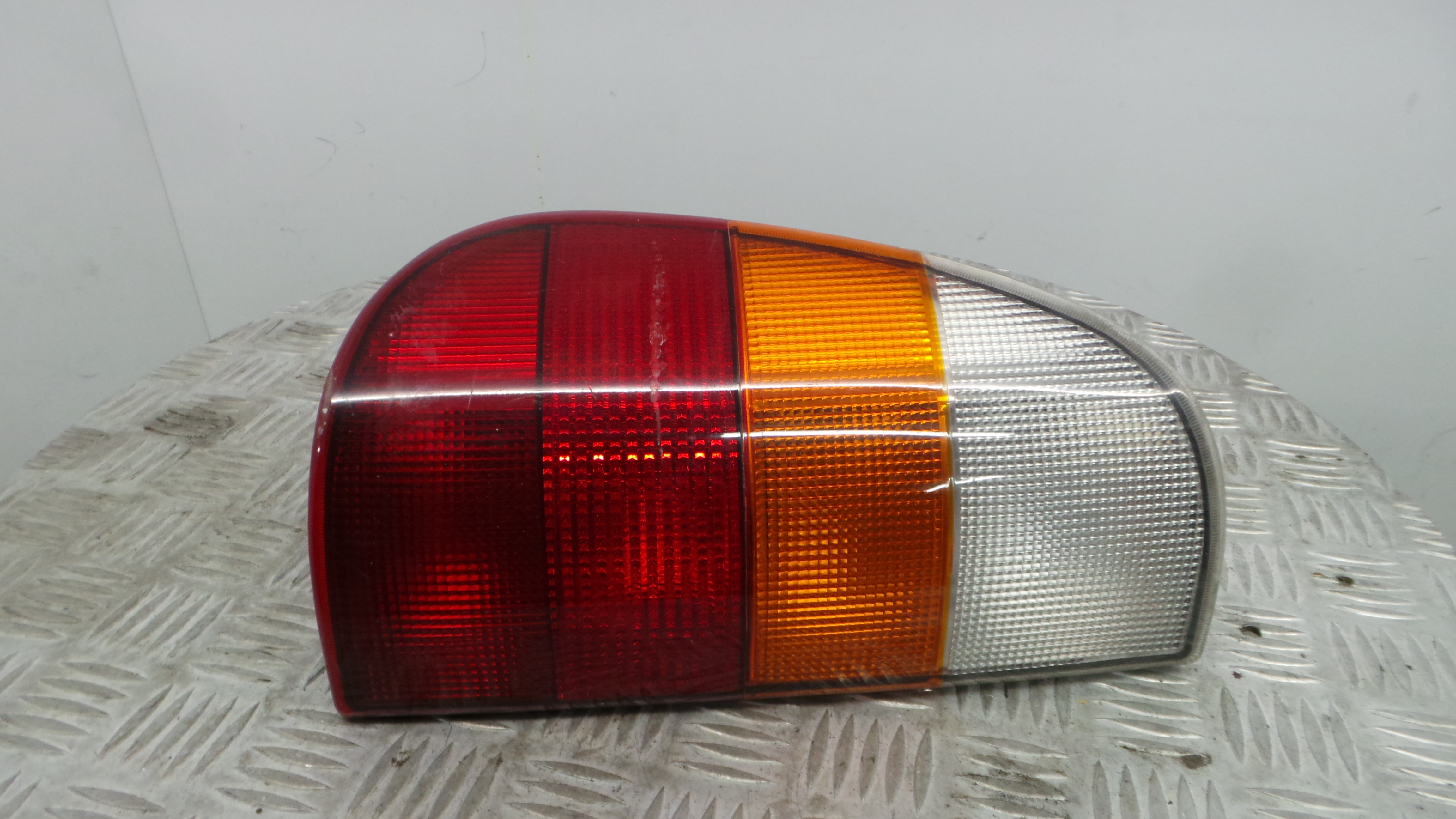 Farolim Stop Dto 08-441-1936-R - SEAT INCA (6K9)-35178321