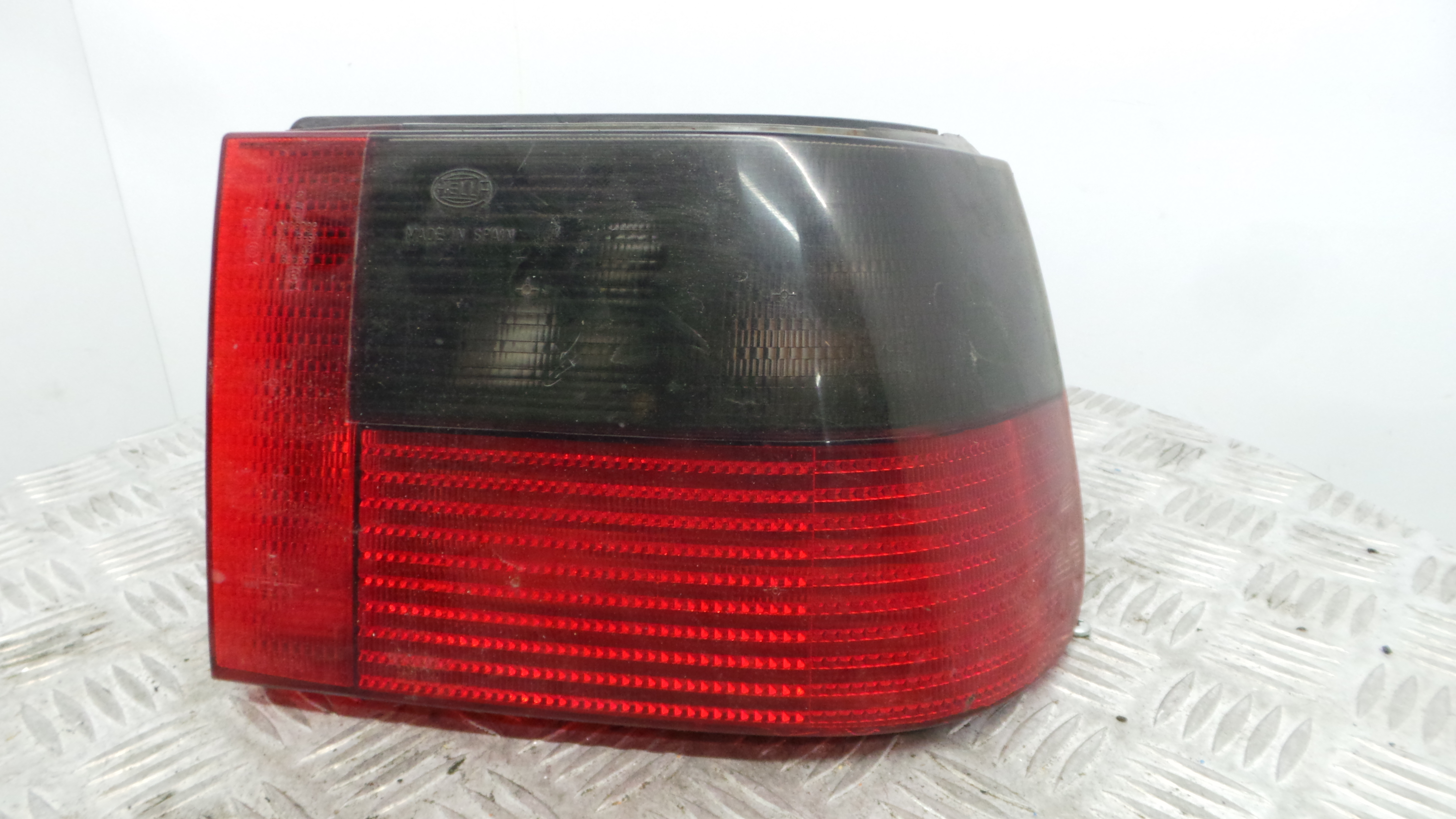 Farolim Stop Dto 6K6945112E - SEAT IBIZA II (6K1), IBIZA Mk II (6K1)-35183291 Farolim Stop Dto 6K6945112E - SEAT IBIZA II (6K1), IBIZA Mk II (6K1)-35183291