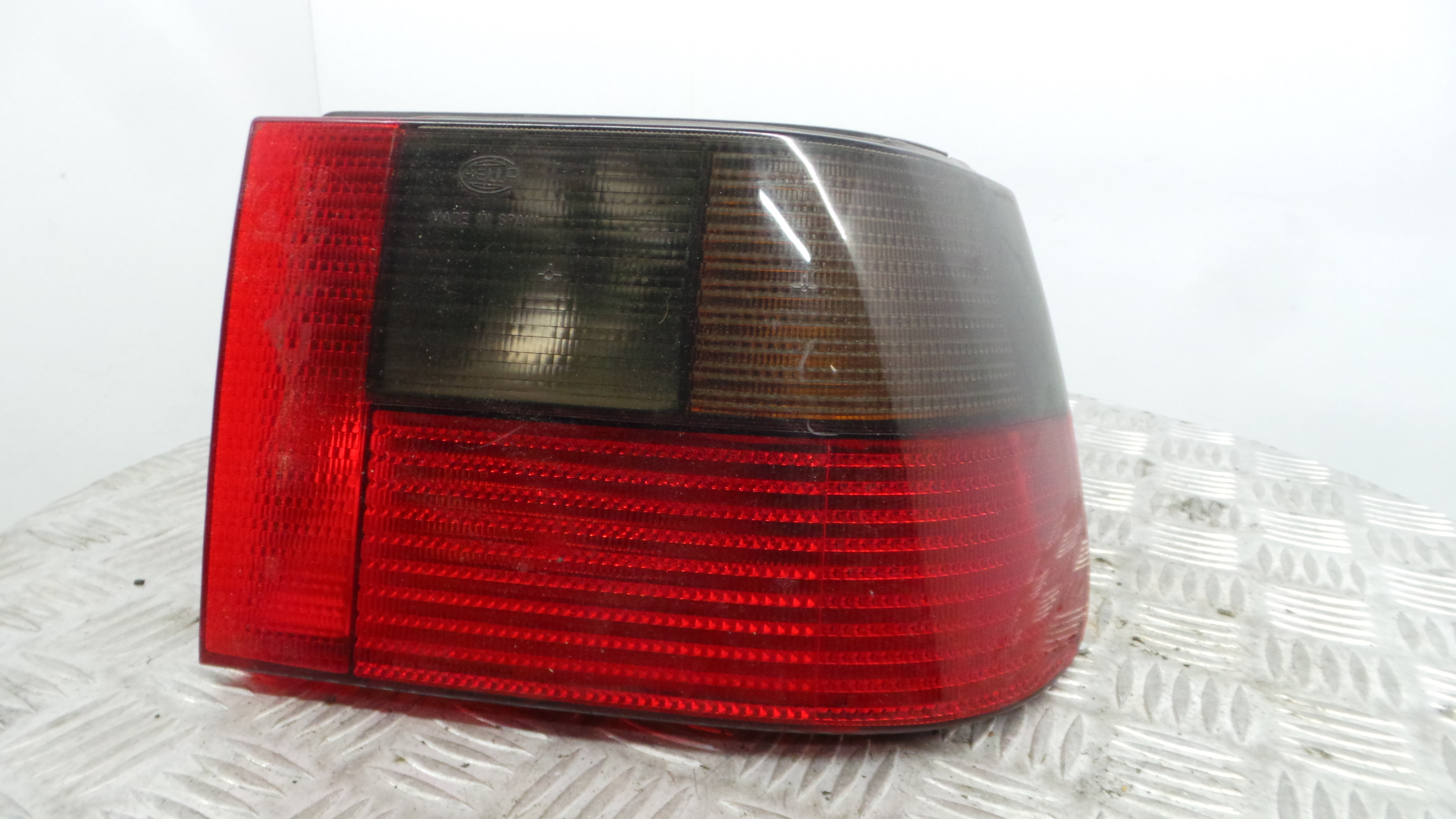 Farolim Stop Dto 6K6945112E - SEAT IBIZA II (6K1), IBIZA Mk II (6K1)-35183751