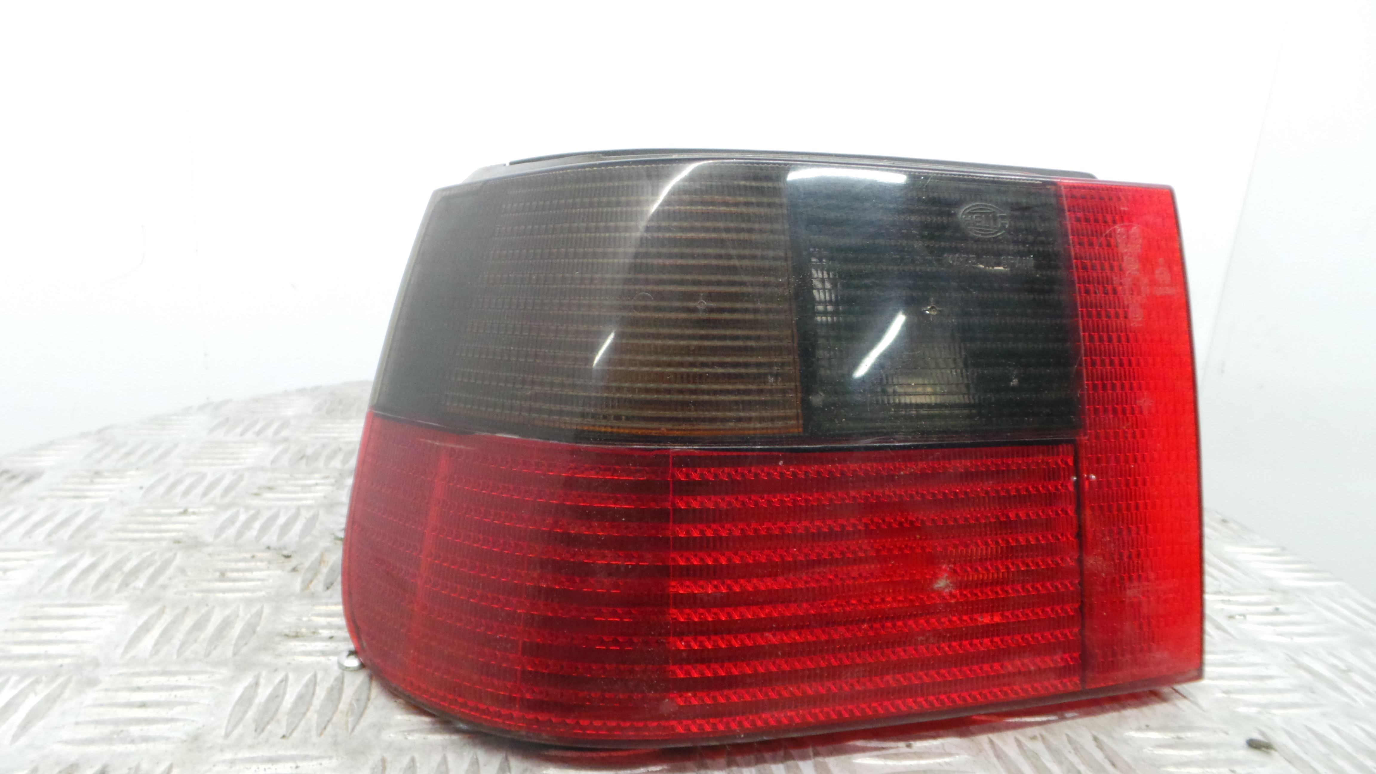Farolim Stop Esq 6K6945111E - SEAT IBIZA II (6K1), IBIZA Mk II (6K1)-35184351 Farolim Stop Esq 6K6945111E - SEAT IBIZA II (6K1), IBIZA Mk II (6K1)-35184351