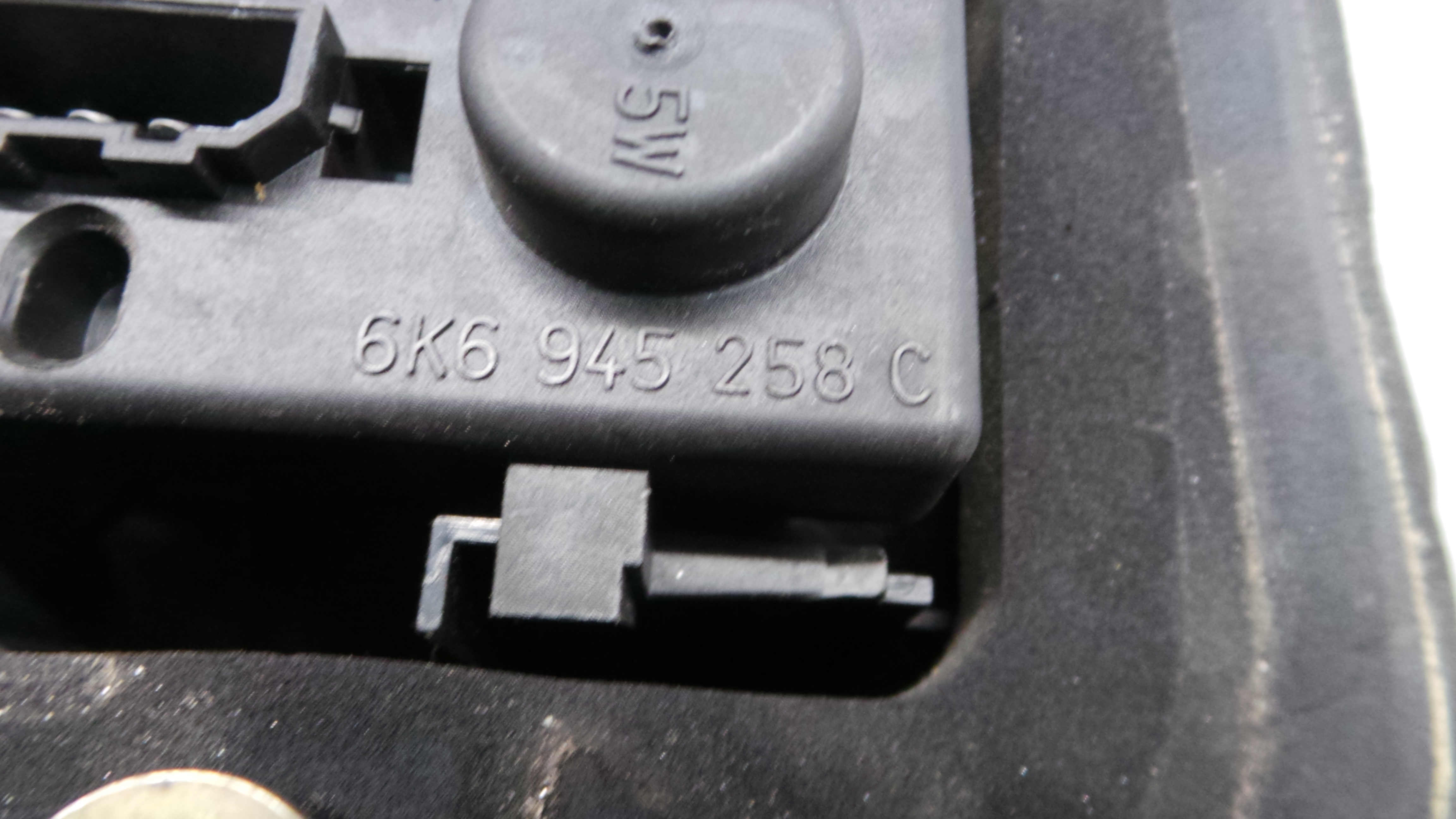 Farolim Stop Dto 6K6945096J - SEAT IBIZA II (6K1), IBIZA Mk II (6K1)-35186765