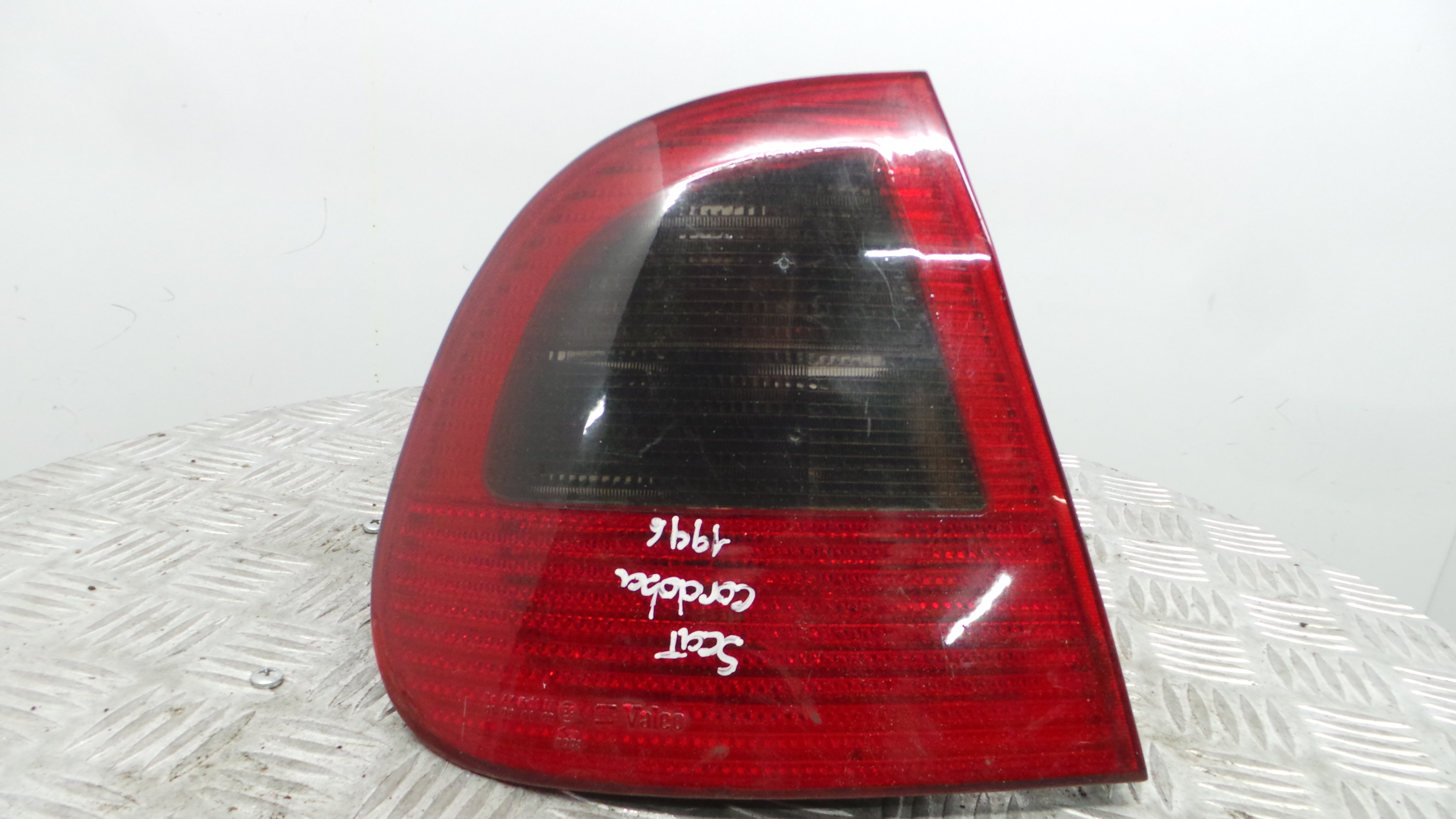 Farolim Stop Esq 6K5945095 - SEAT CORDOBA (6K1, 6K2)-35187214 Farolim Stop Esq 6K5945095 - SEAT CORDOBA (6K1, 6K2)-35187214