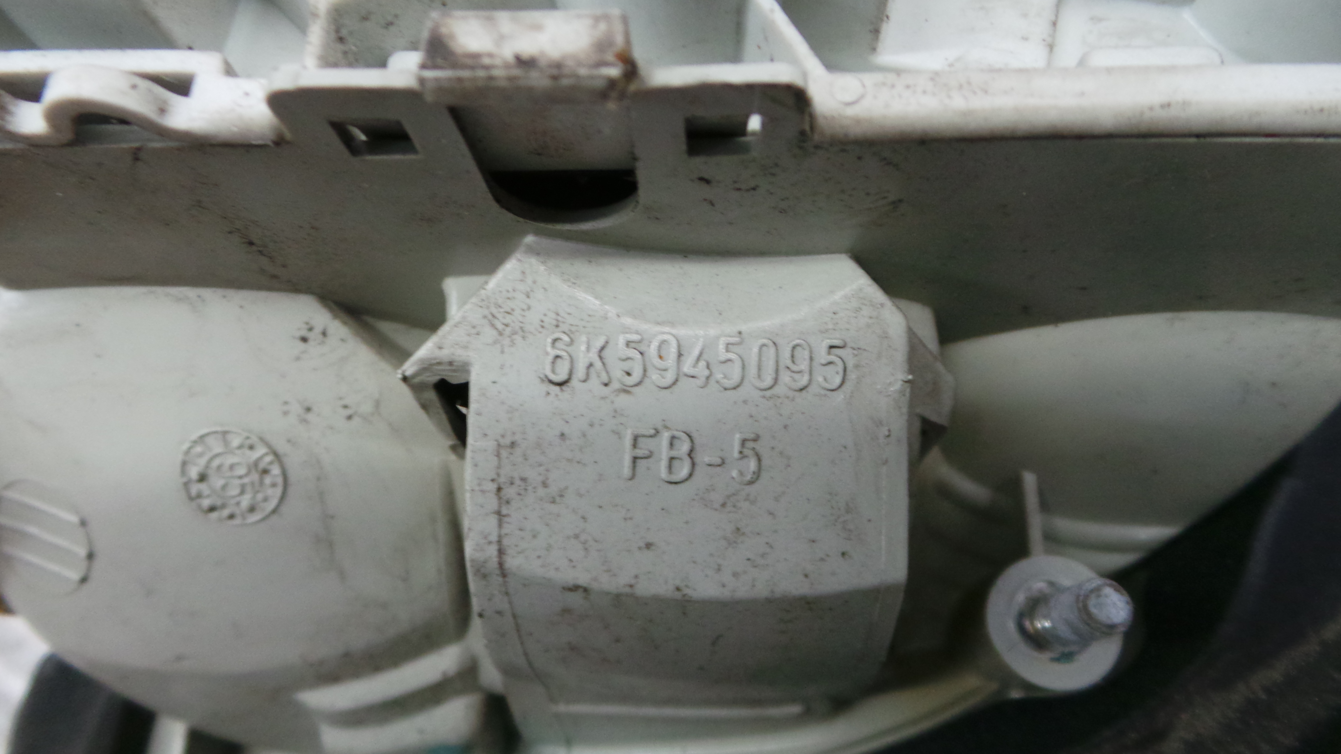 Farolim Stop Esq 6K5945095 - SEAT CORDOBA (6K1, 6K2)-35187214