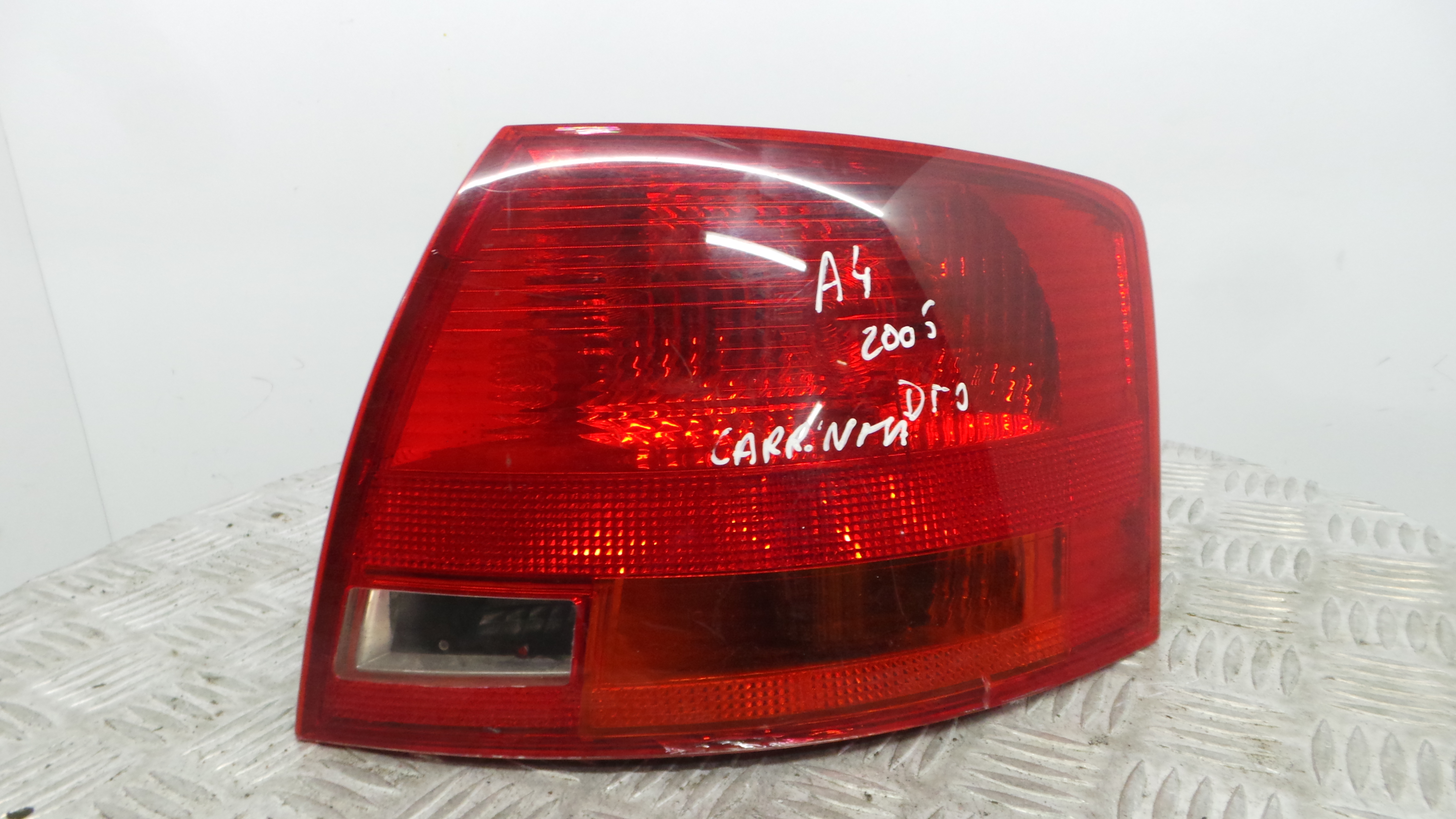 Farolim Stop Dto 8E9945096E - AUDI A4 B7 Avant (8ED)-35189926