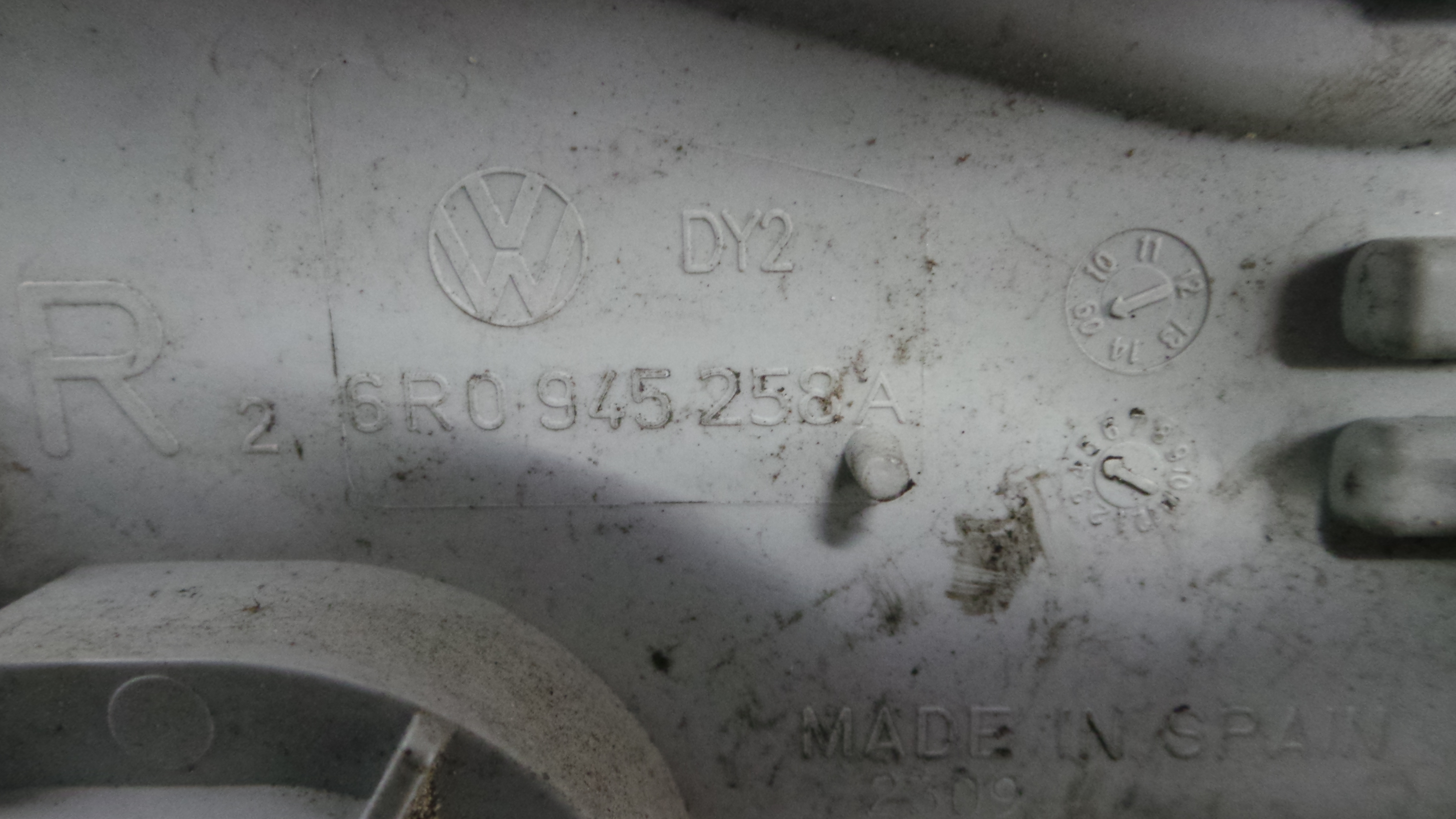 Farolim Stop Dto 6R0945096A - VW POLO V (6R1, 6C1)-35190872