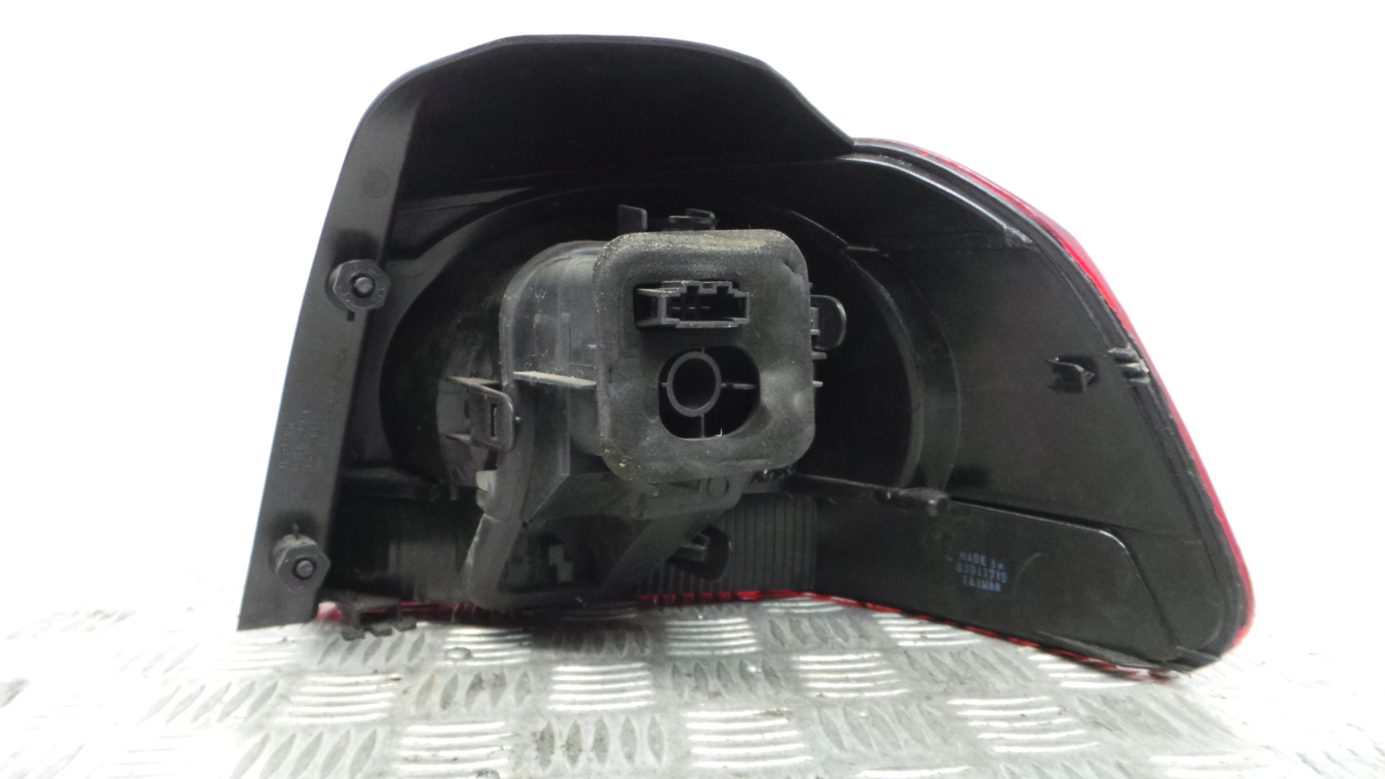 Farolim Stop Esq 11-B434L - VW GOLF VI (5K1)-35190959