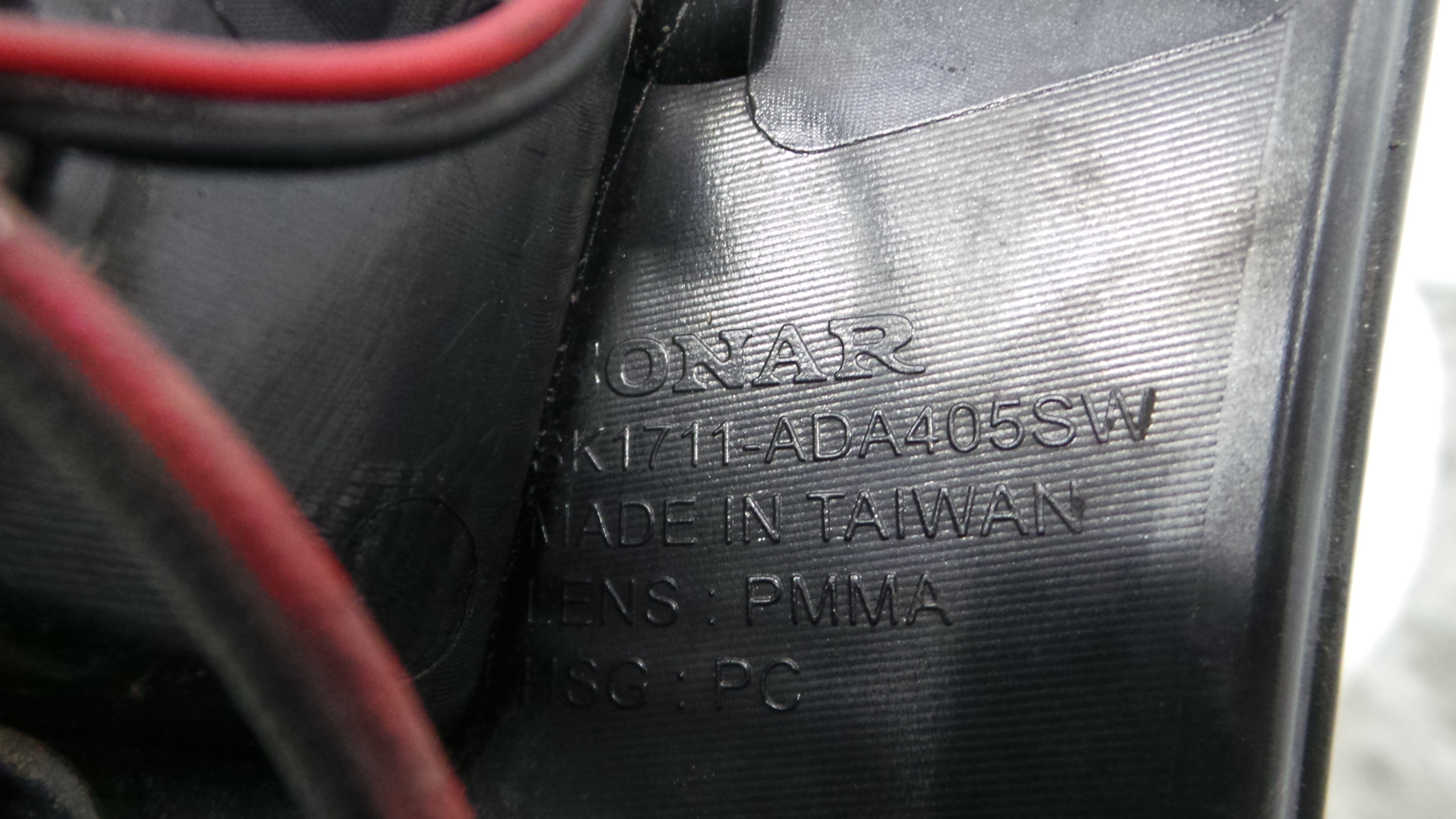 Farolim Stop Esq SK1711-ADA405SW - AUDI A4 B7 (8EC)-35191456