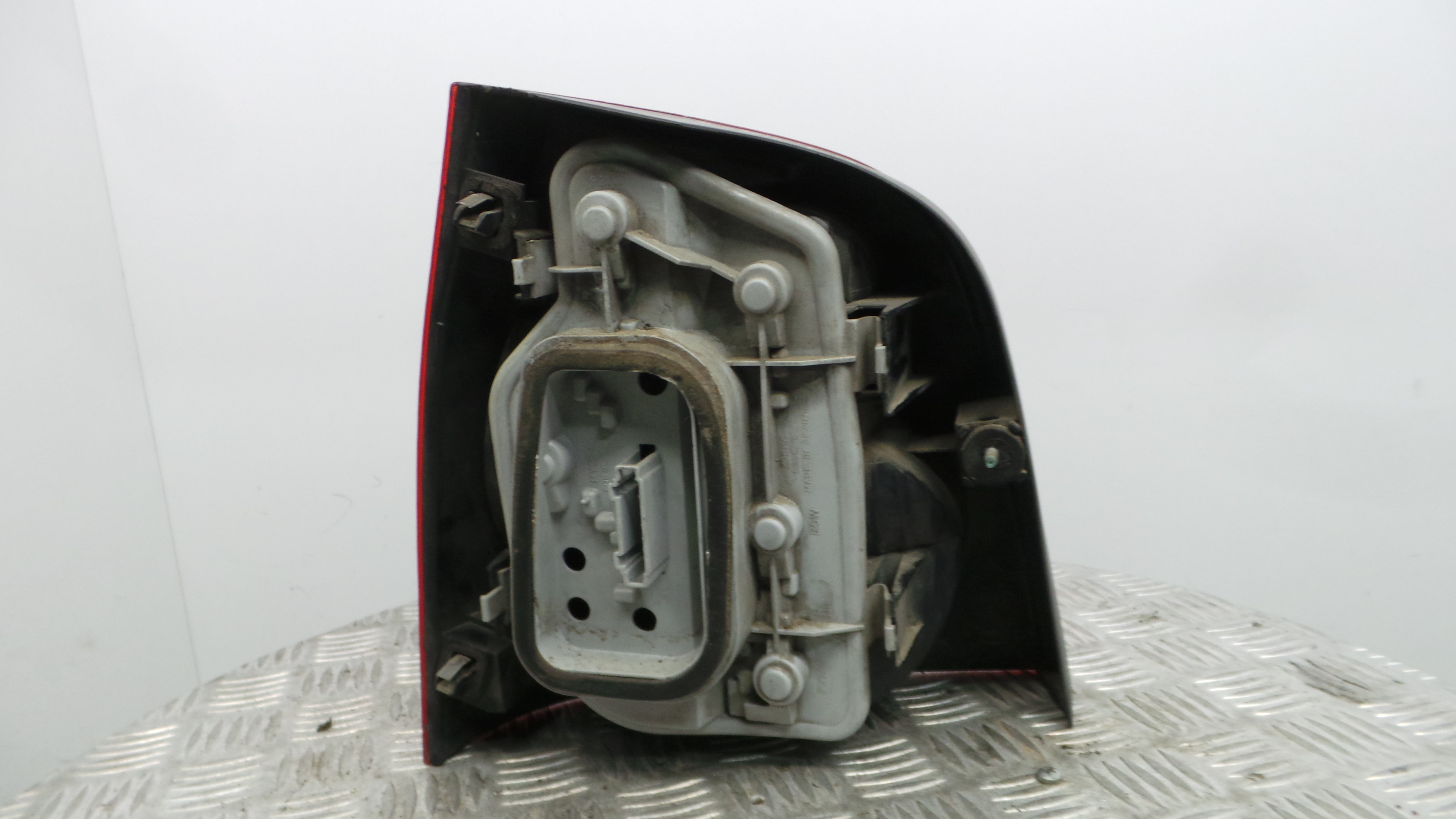 Farolim Stop Dto 6Q6945096B - VW POLO (9N_, 9A_)-35192761