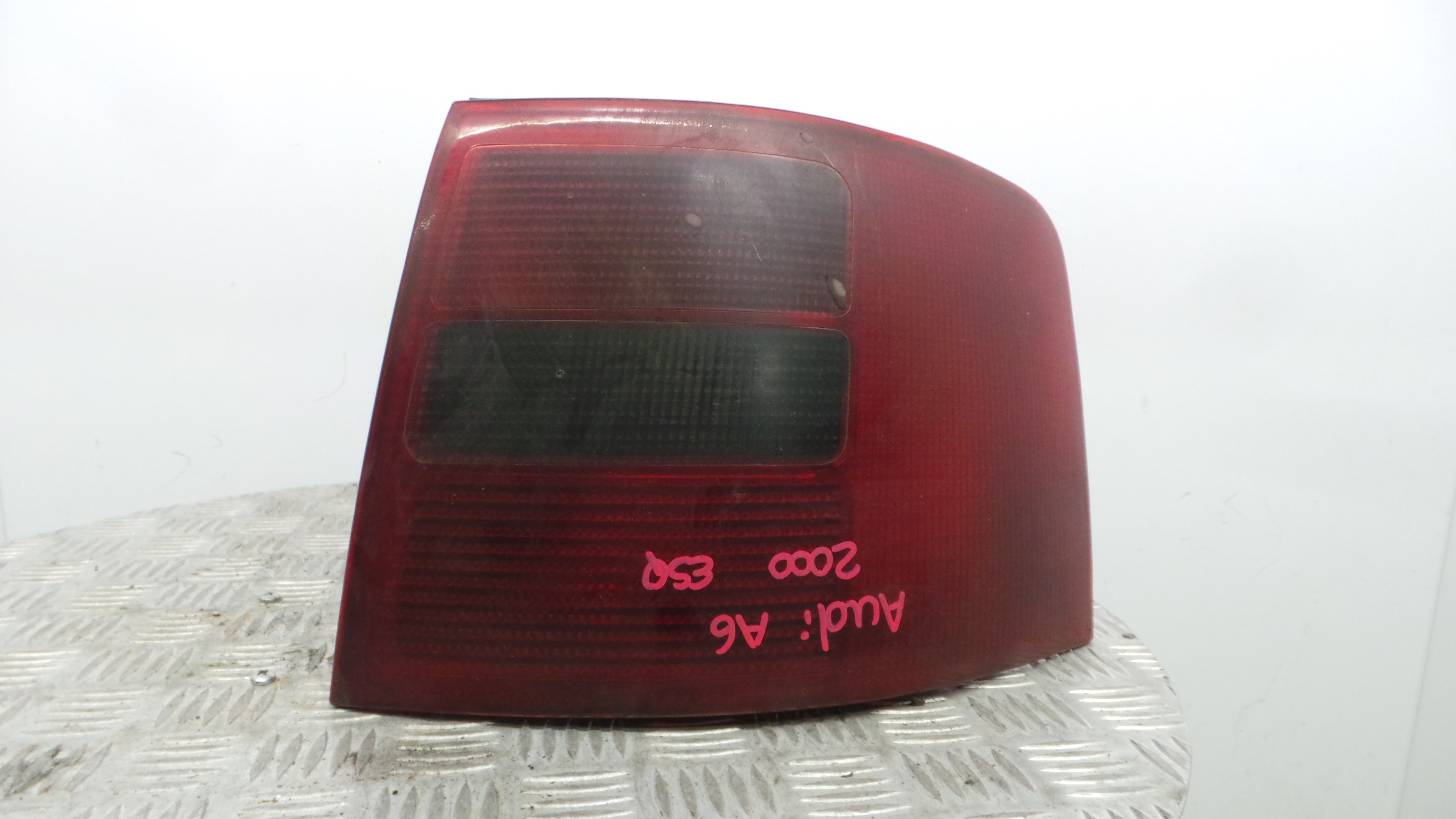 Farolim Stop Dto 4B9945096D - AUDI A6 C5 Avant (4B5)-35194087