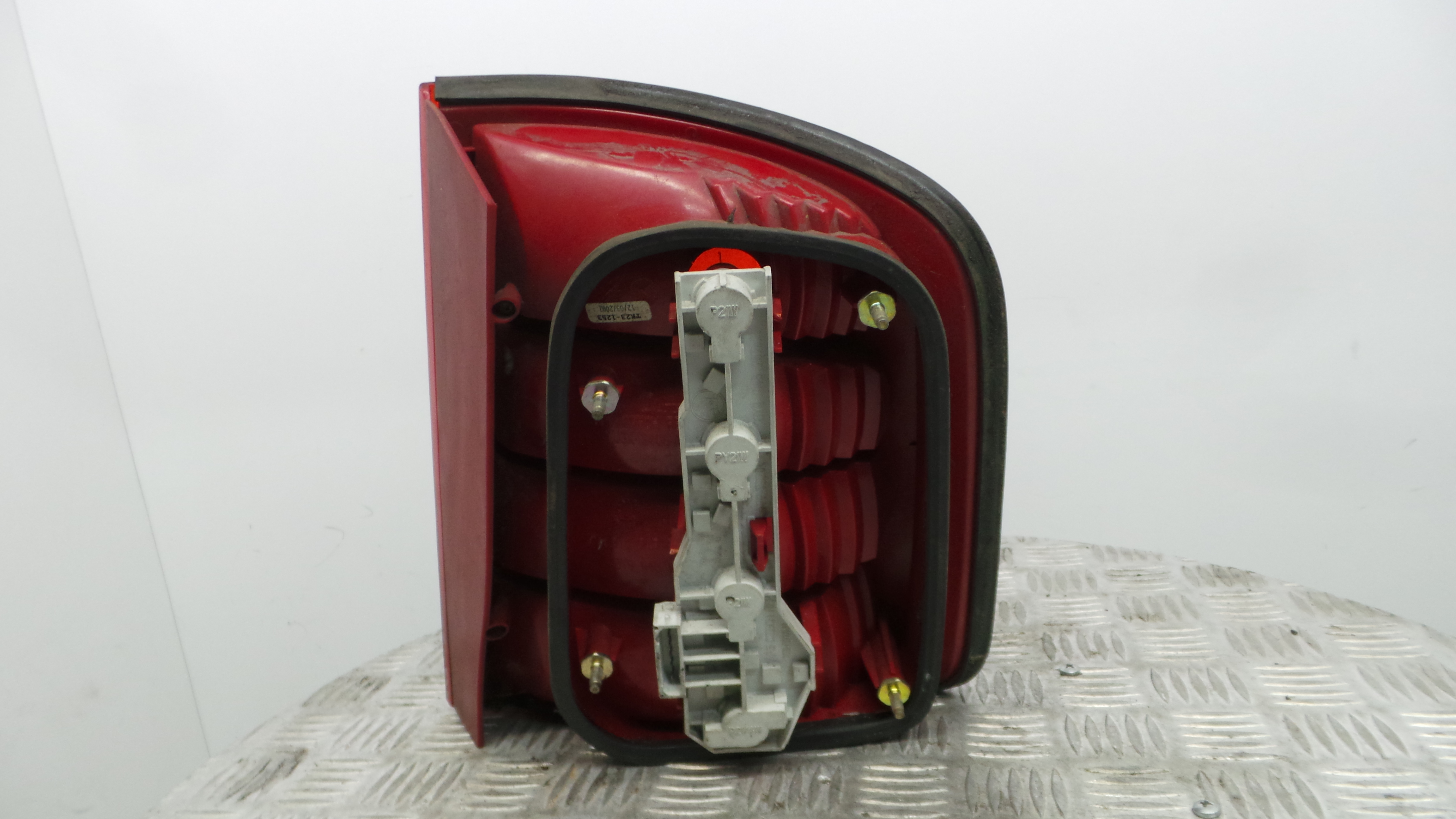 Farolim Stop Esq 6Y9945111B - SKODA FABIA I (6Y2)-35918269