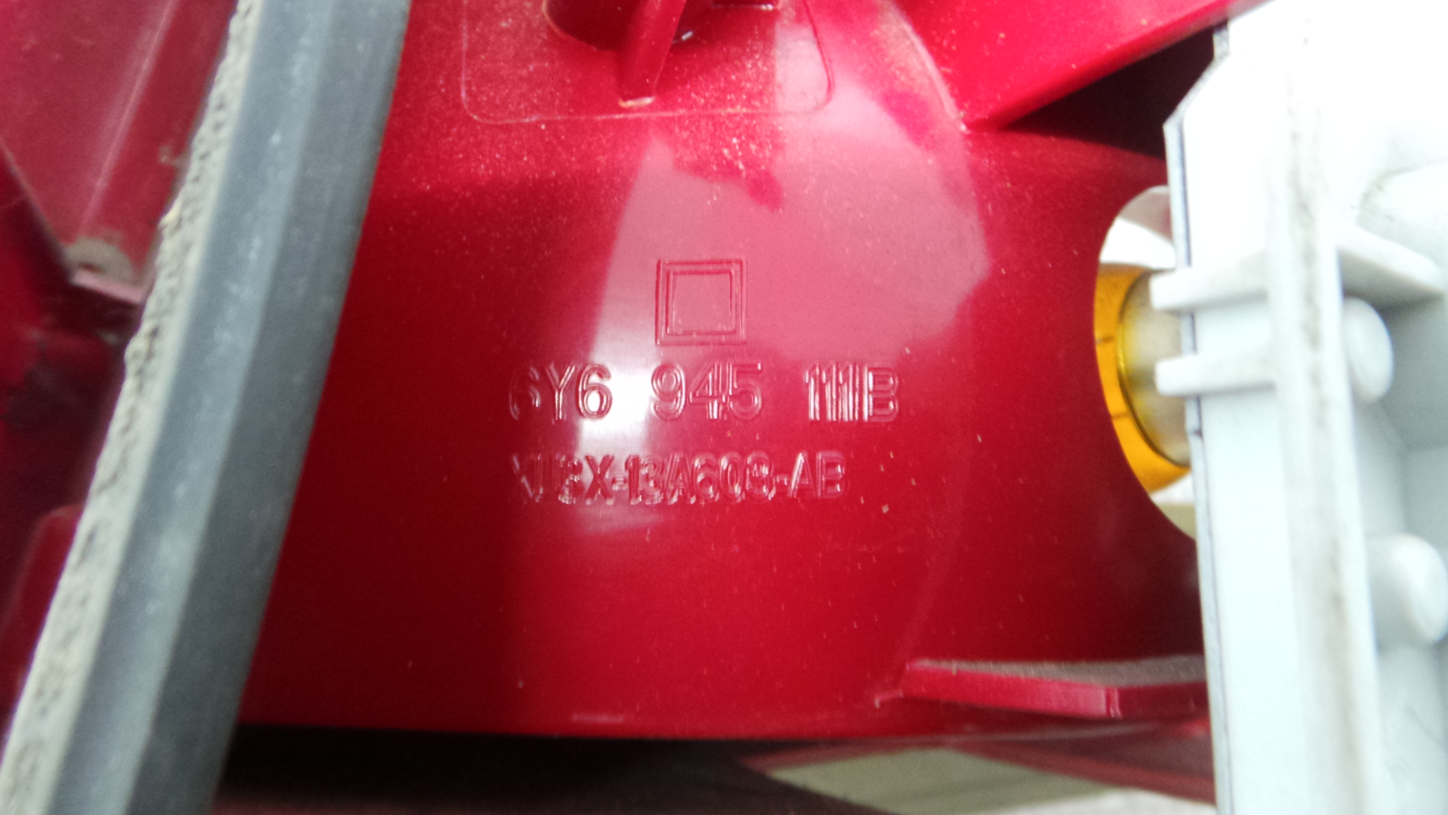 Farolim Stop Esq 6Y6945111C - SKODA FABIA II (542)-35918896