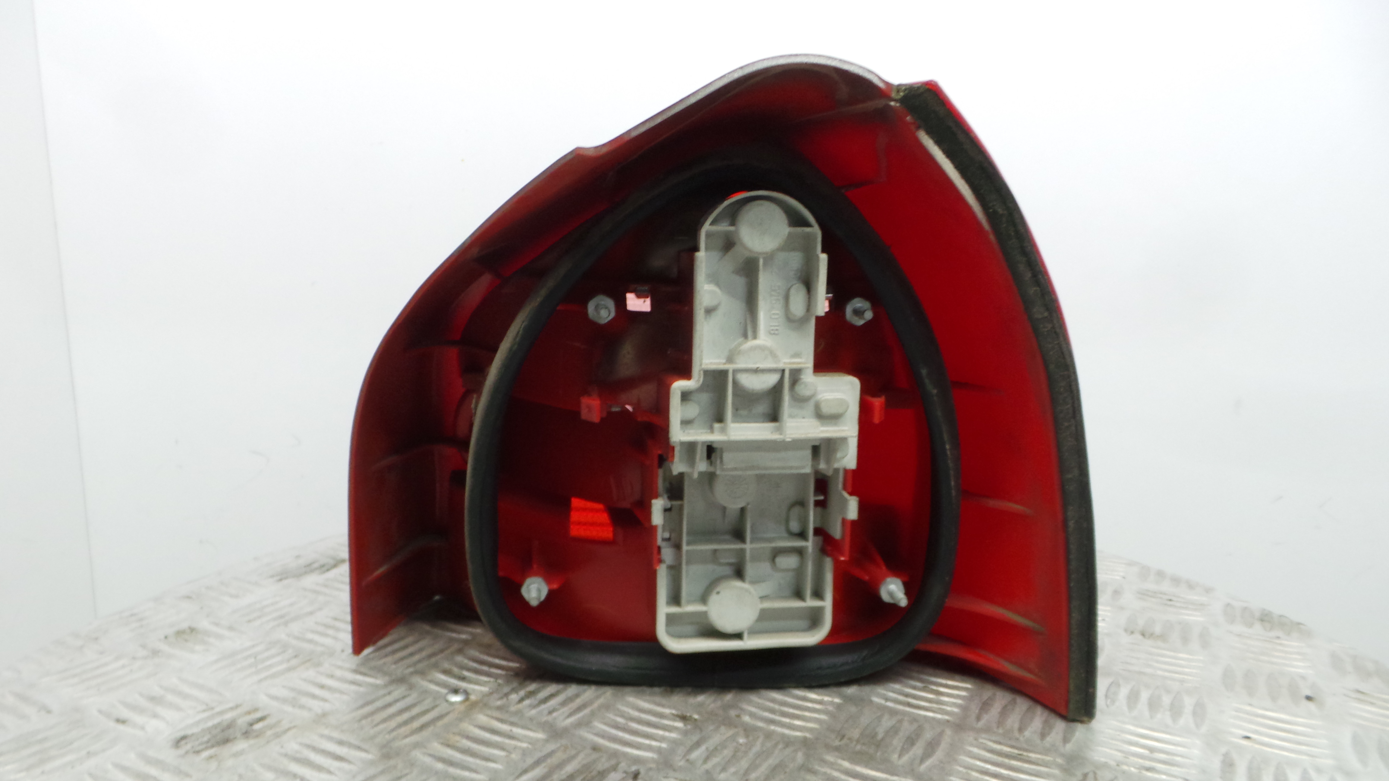 Farolim Stop Esq 01-441-1926L-R - AUDI A3 (8L1)-35944310