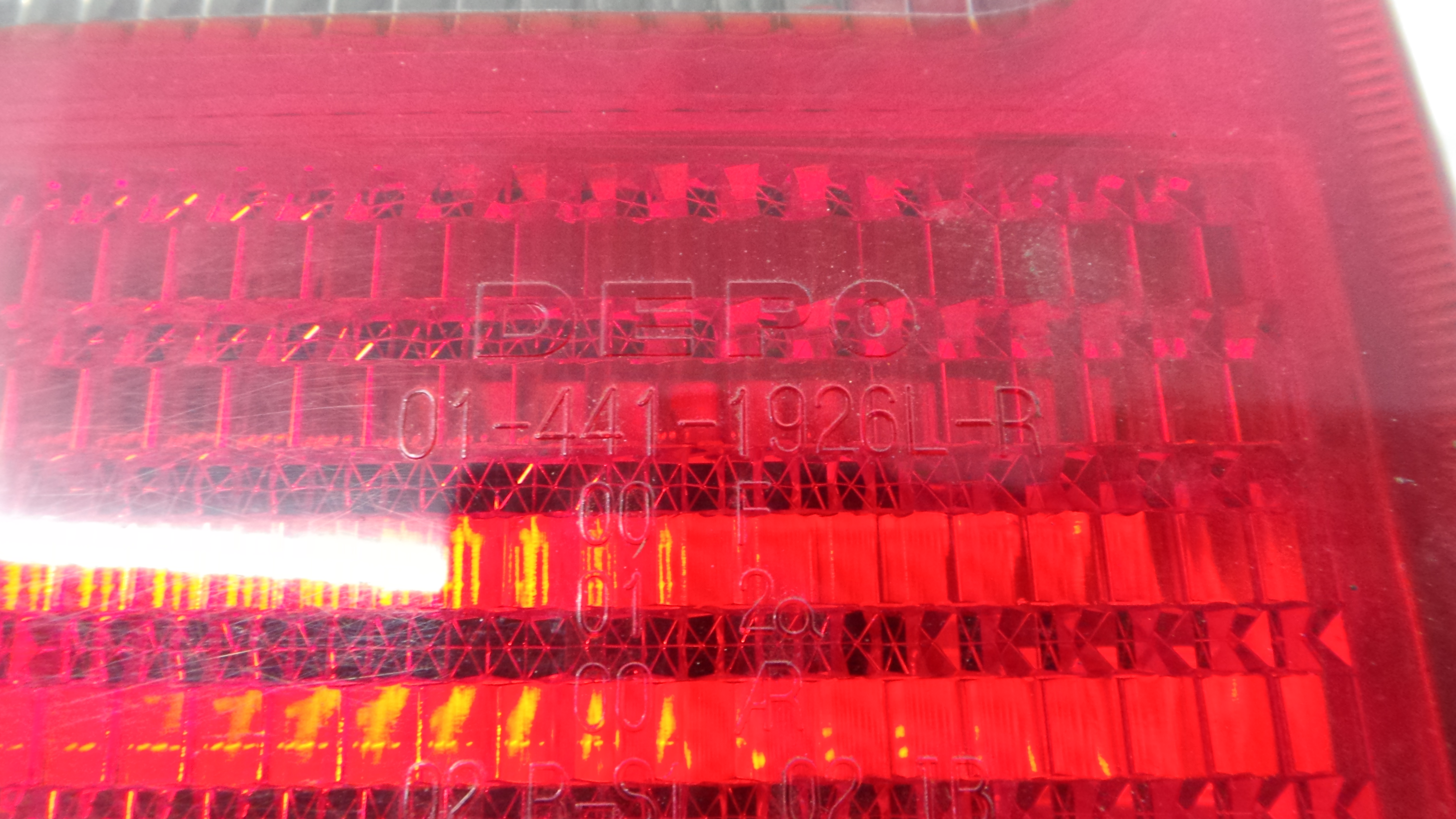 Farolim Stop Esq 01-441-1926L-R - AUDI A3 (8L1)-35944310