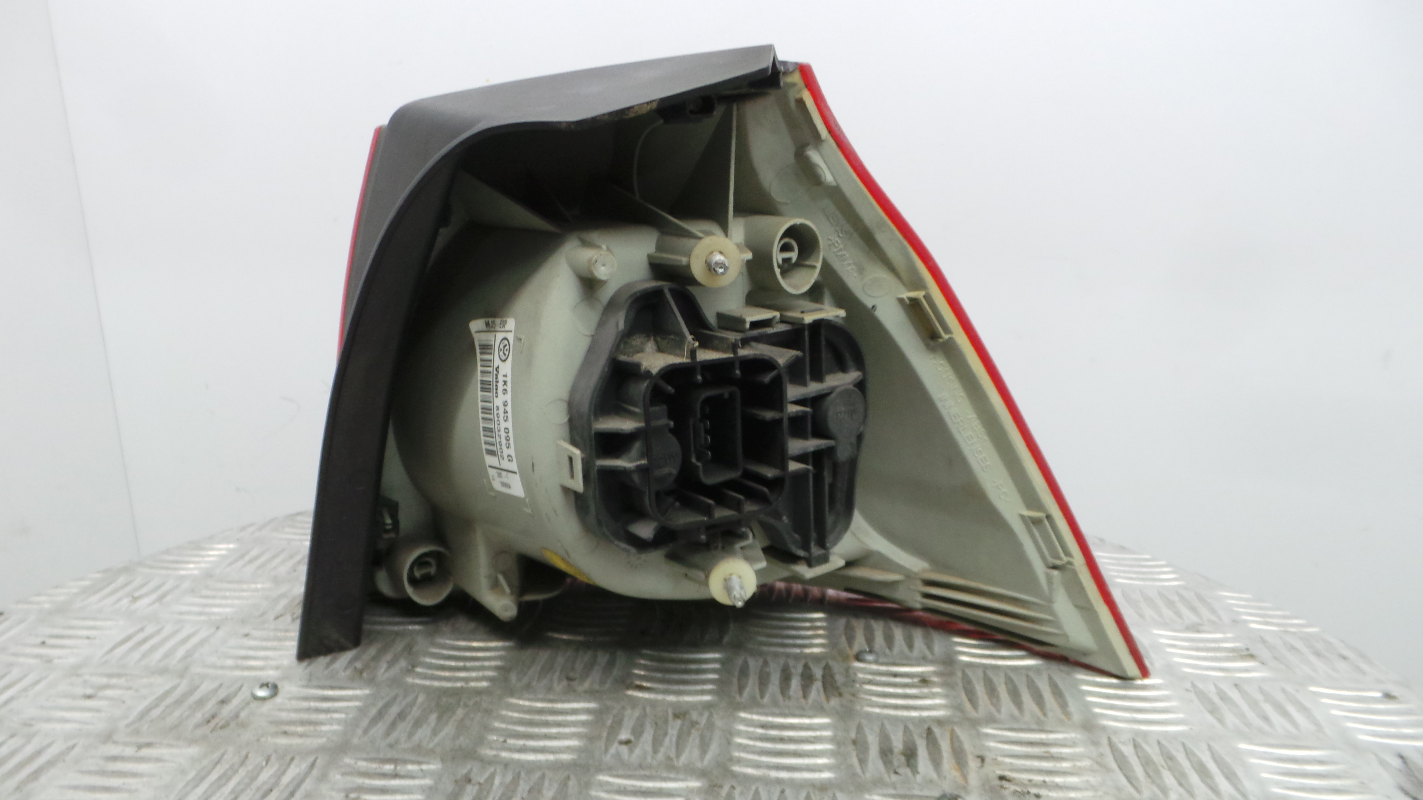 Farolim Stop Esq 1K6945095G - VW GOLF V (1K1)-35967875