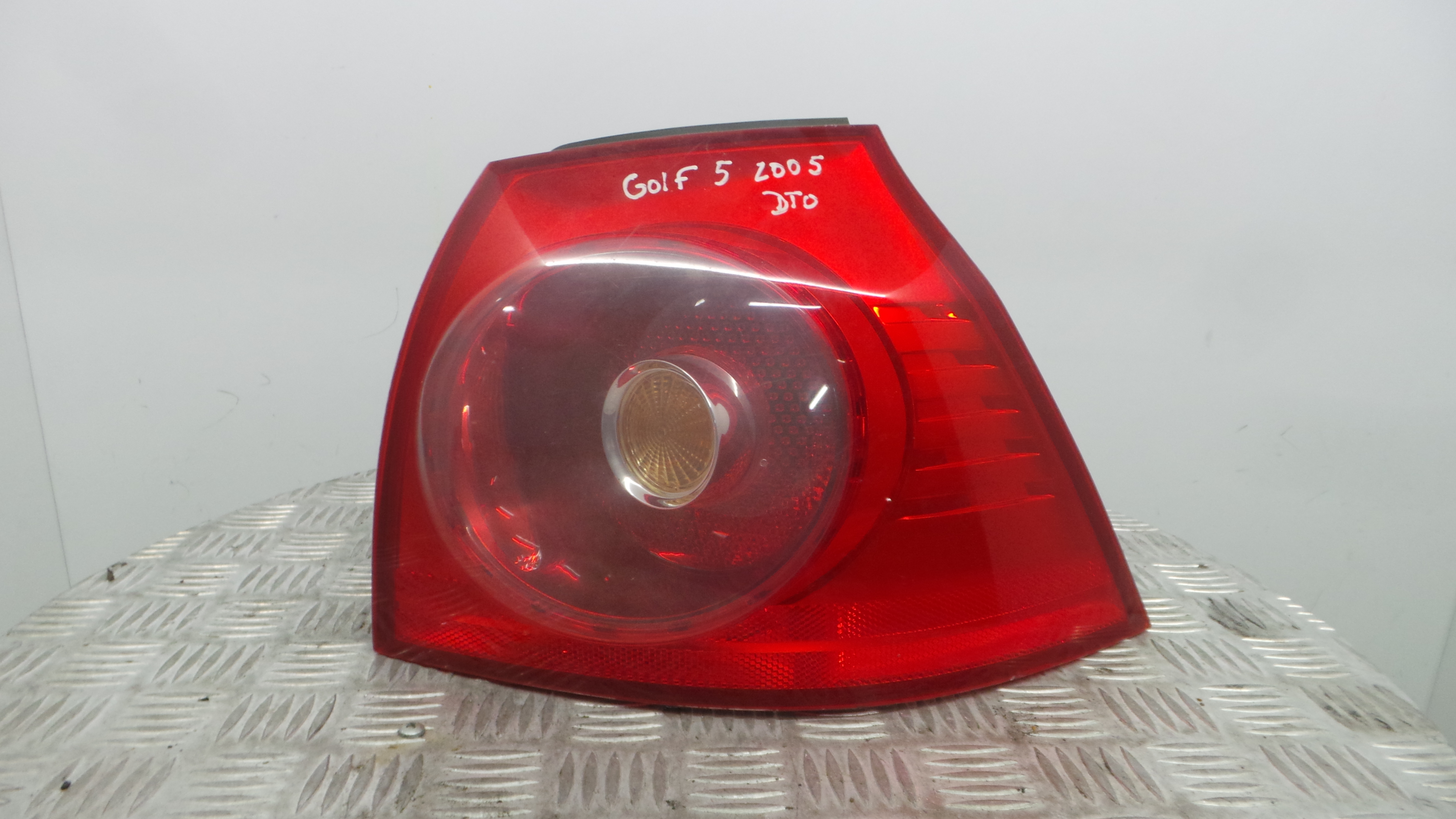 Farolim Stop Dto 1K6945096G - VW GOLF V (1K1)-35968021
