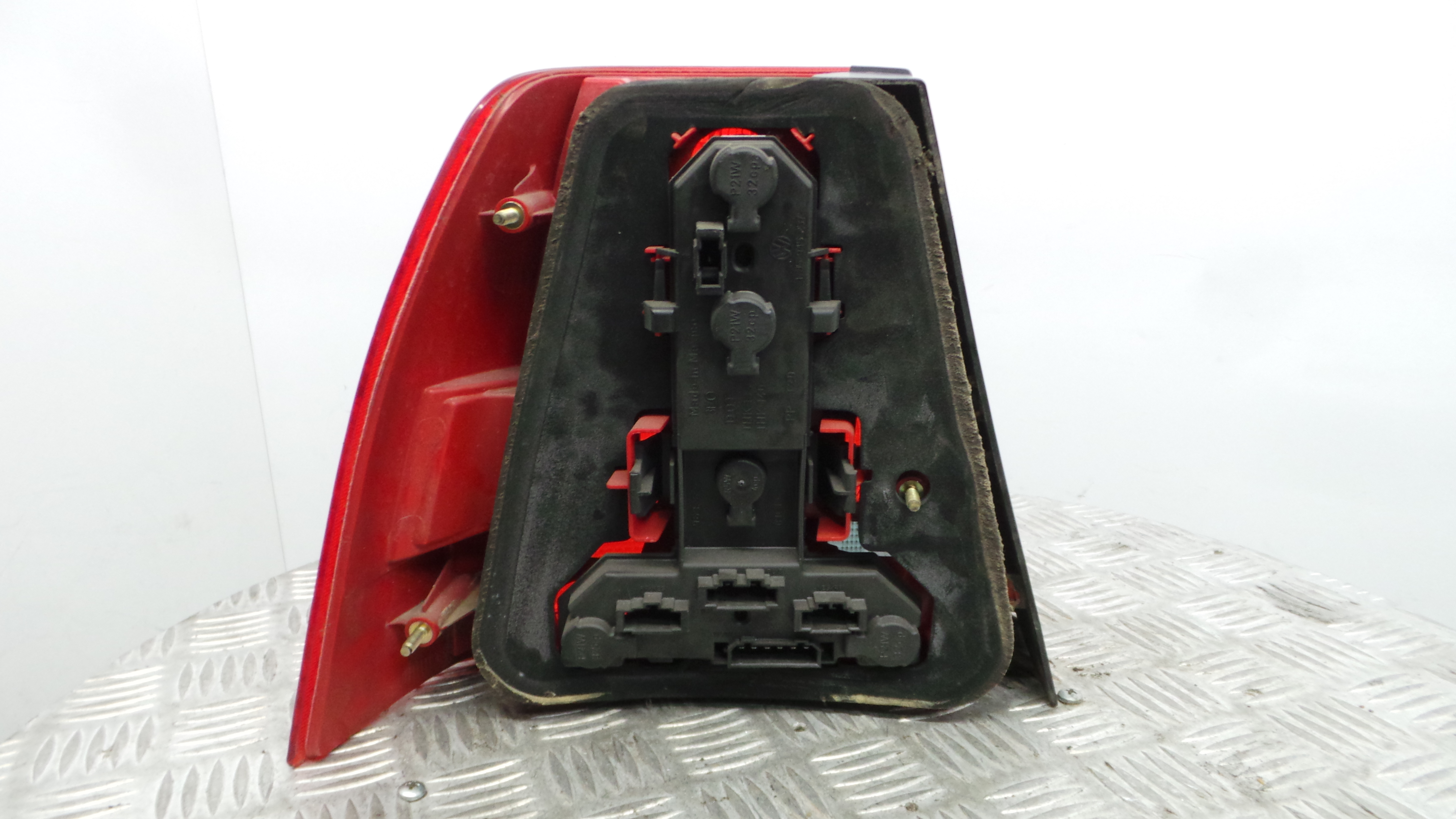 Farolim Stop Dto 1J5945096AC - VW BORA I (1J2)-35968247