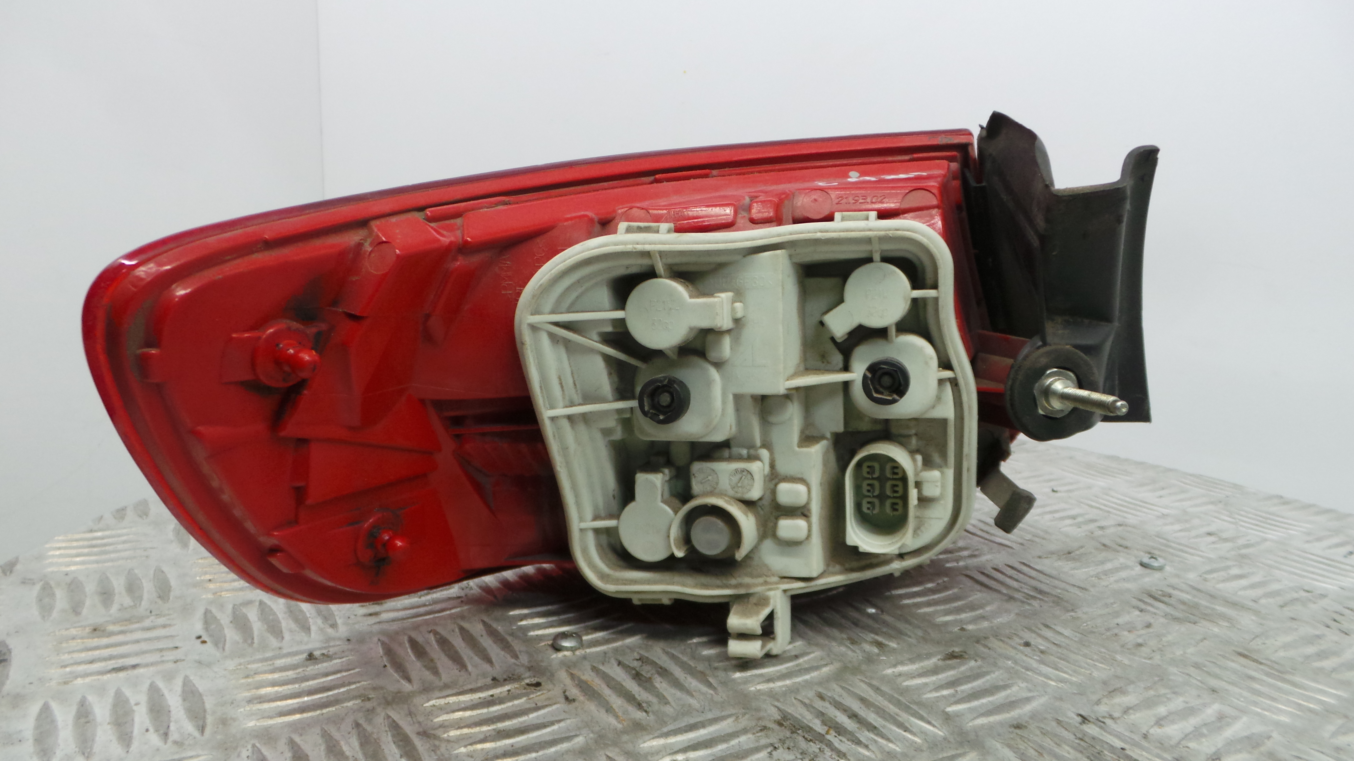 Farolim Stop Dto 8P4945096E - AUDI A3 (8P1)-35968557