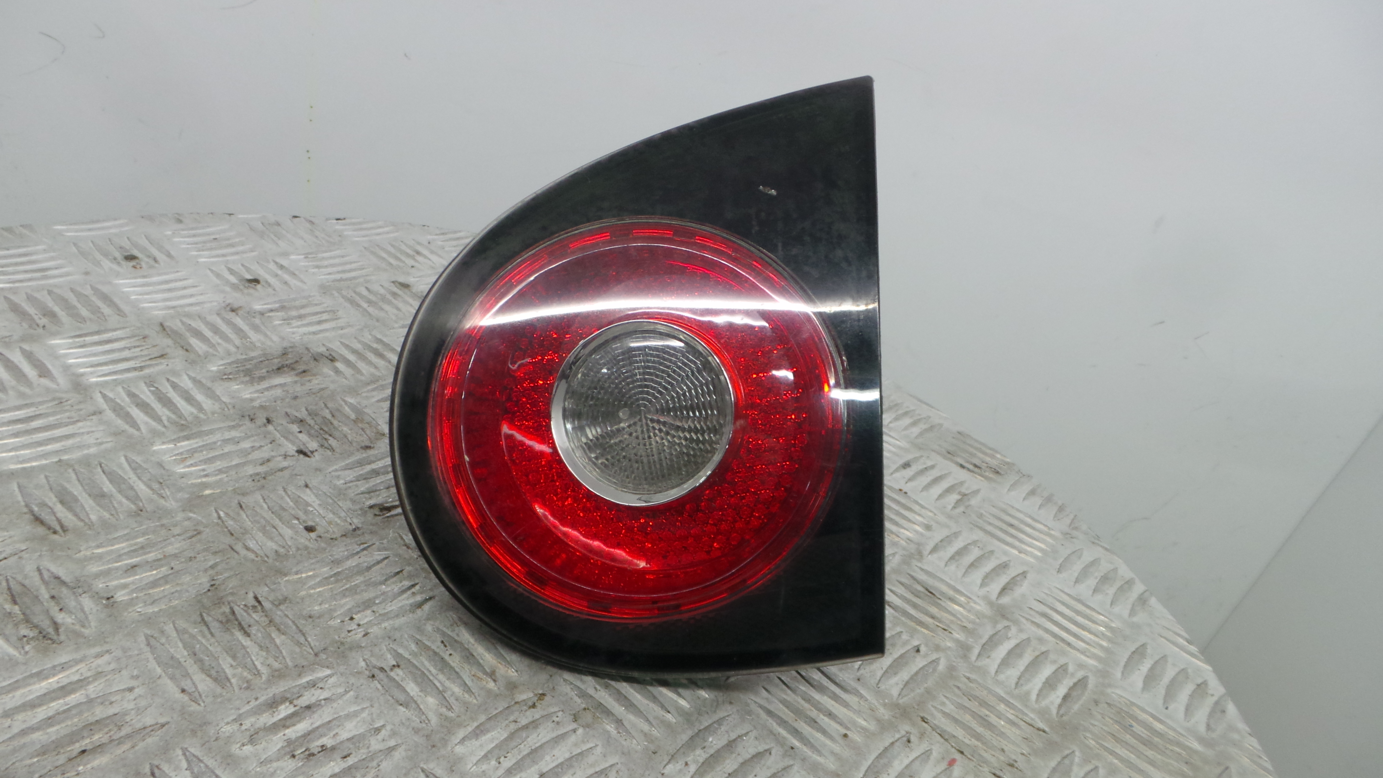 Farolim Stop Dto 17-A053B - VW GOLF V (1K1)-35969991