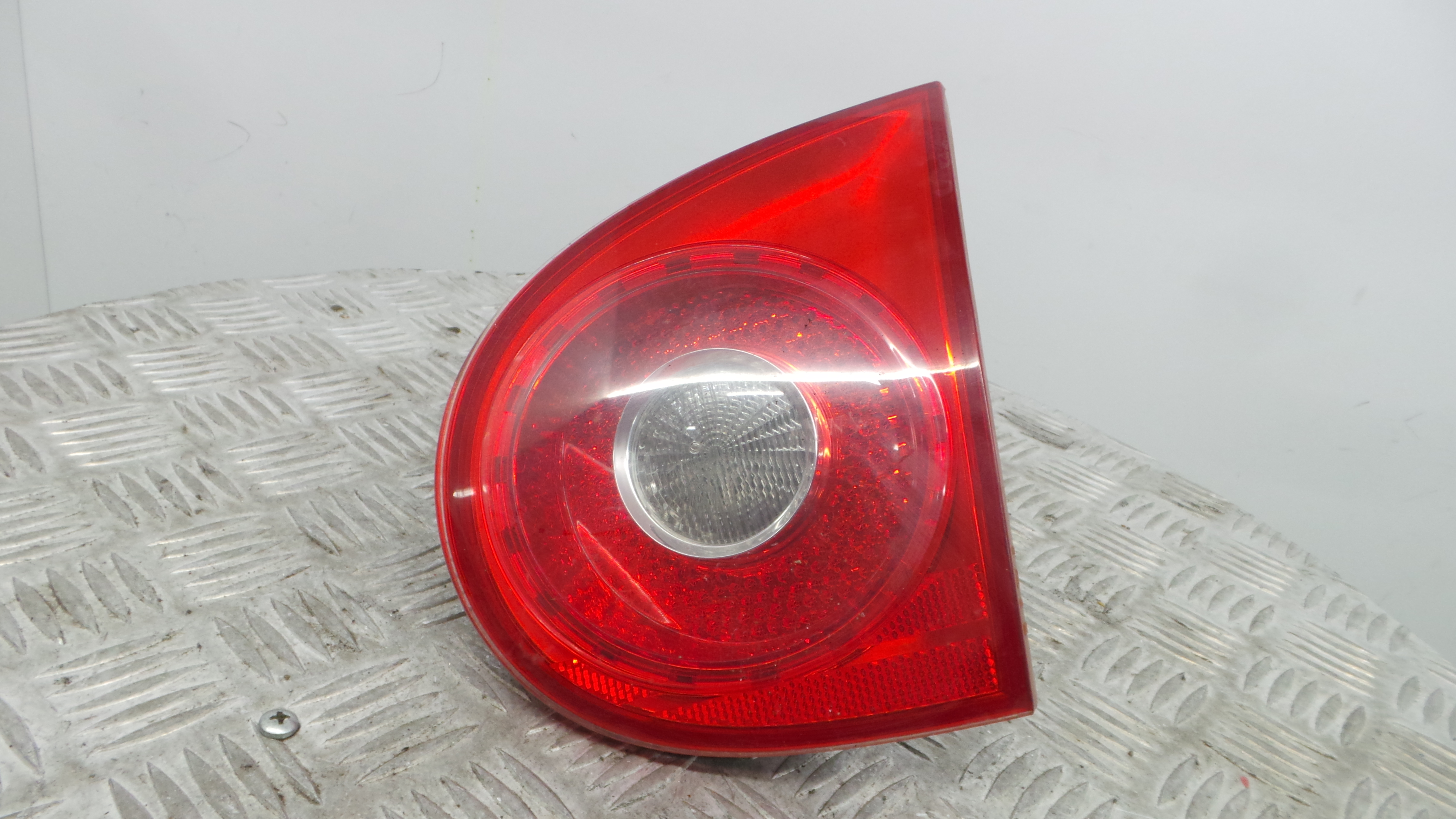 Farolim Stop Dto 1K6945094G - VW GOLF V (1K1)-35970107
