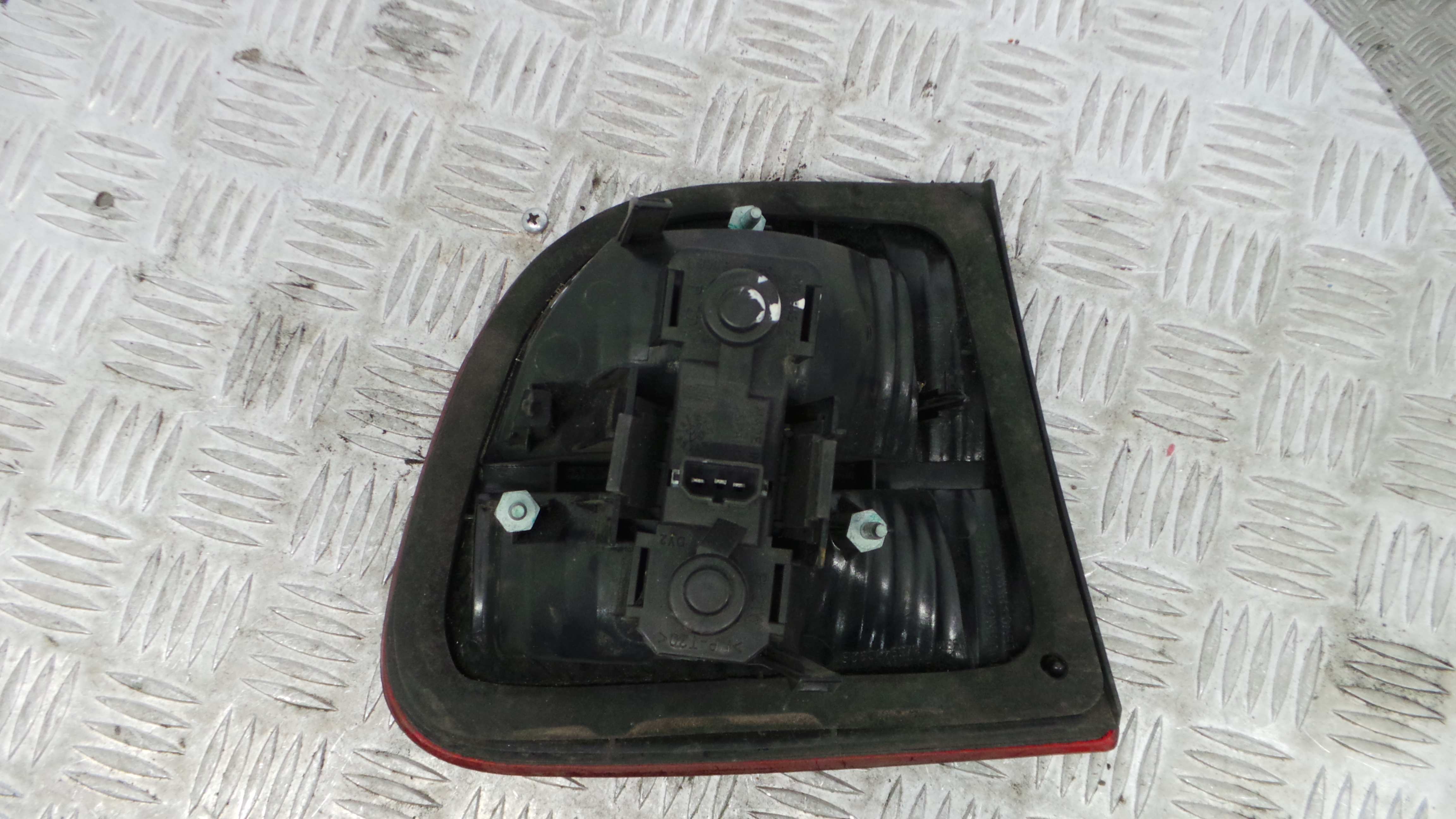 Farolim Stop Dto 1M6945092B - SEAT LEON (1M1)-35970470