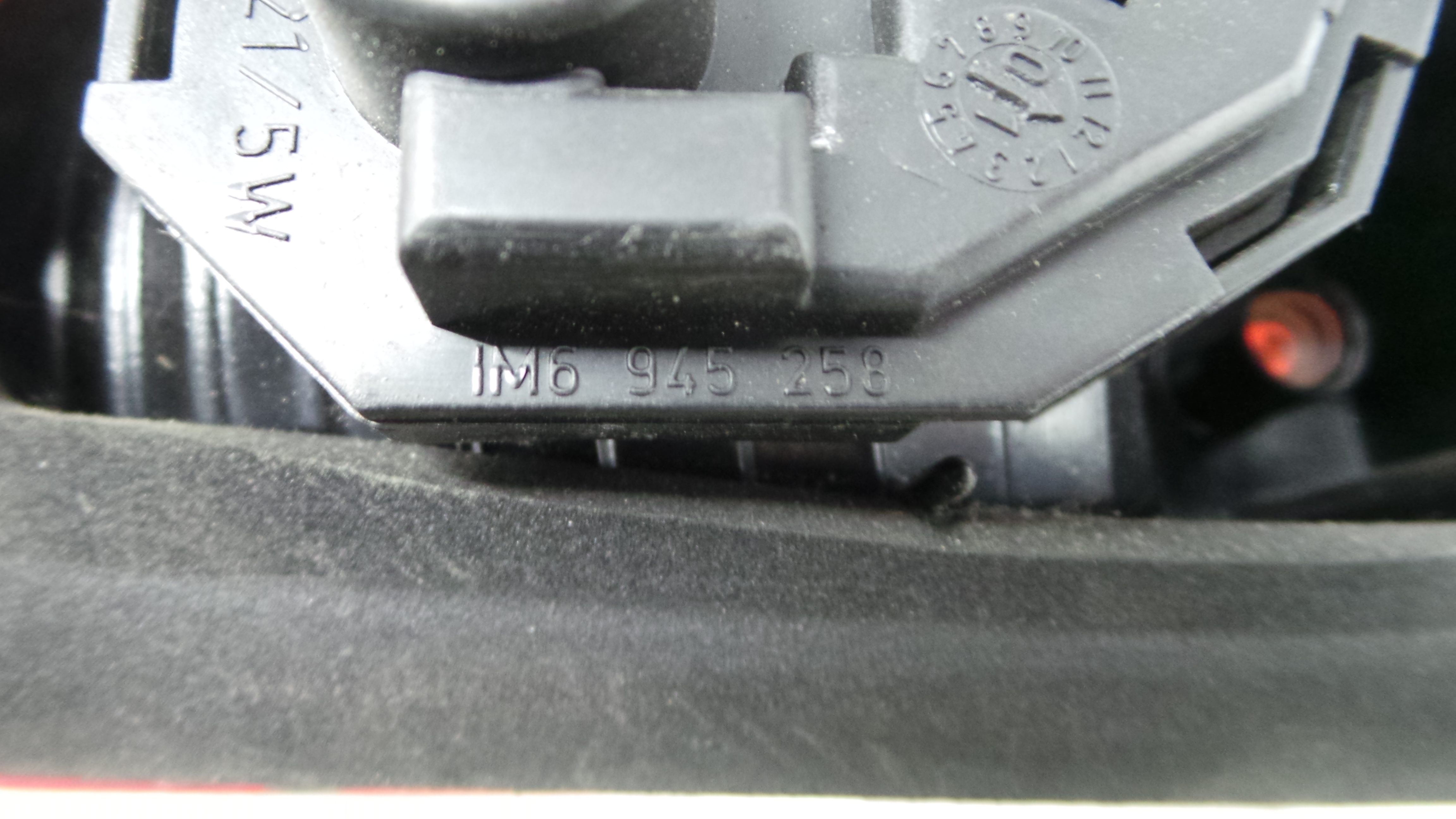 Farolim Stop Dto 1M6945112 - SEAT LEON (1M1)-35971090