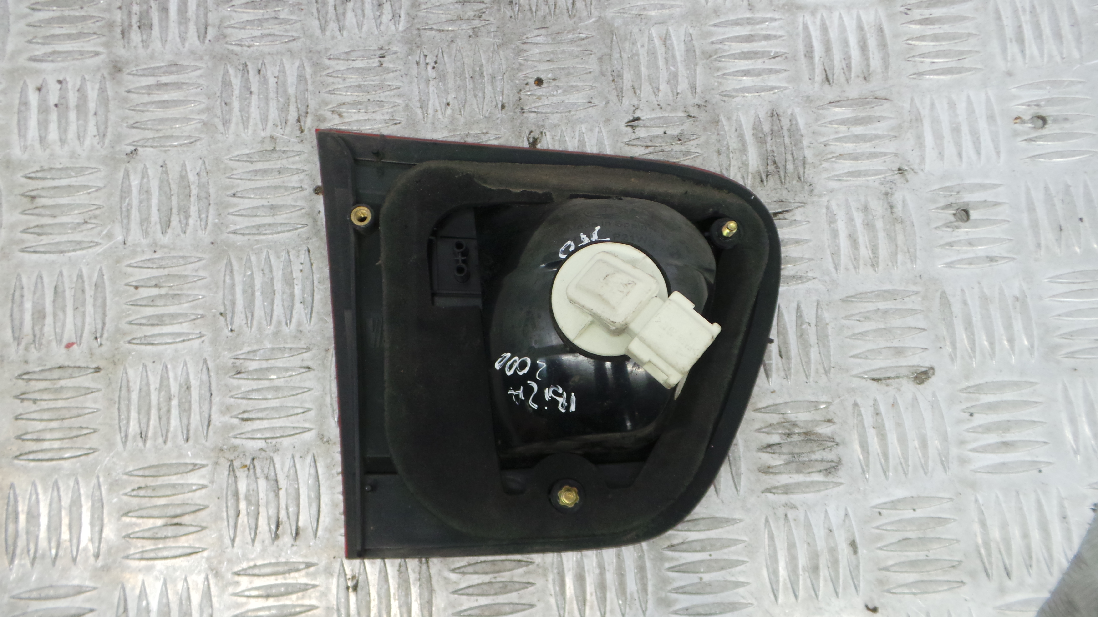 Farolim Stop Dto 6K6945108C - SEAT IBIZA II (6K1), IBIZA Mk II (6K1)-35971483