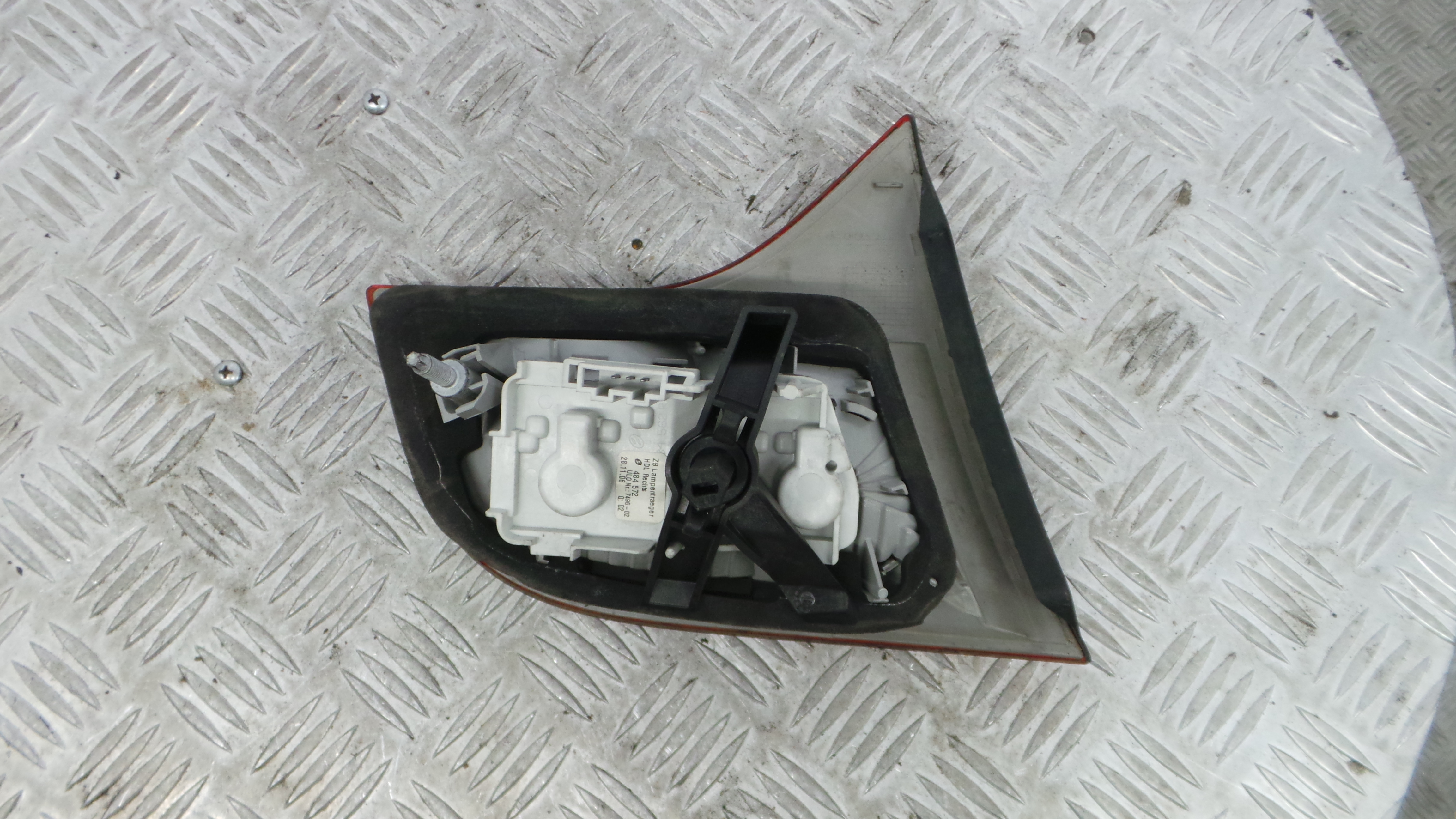 Farolim Stop Dto 8E9945094 - AUDI A4 B7 Avant (8ED)-35972740