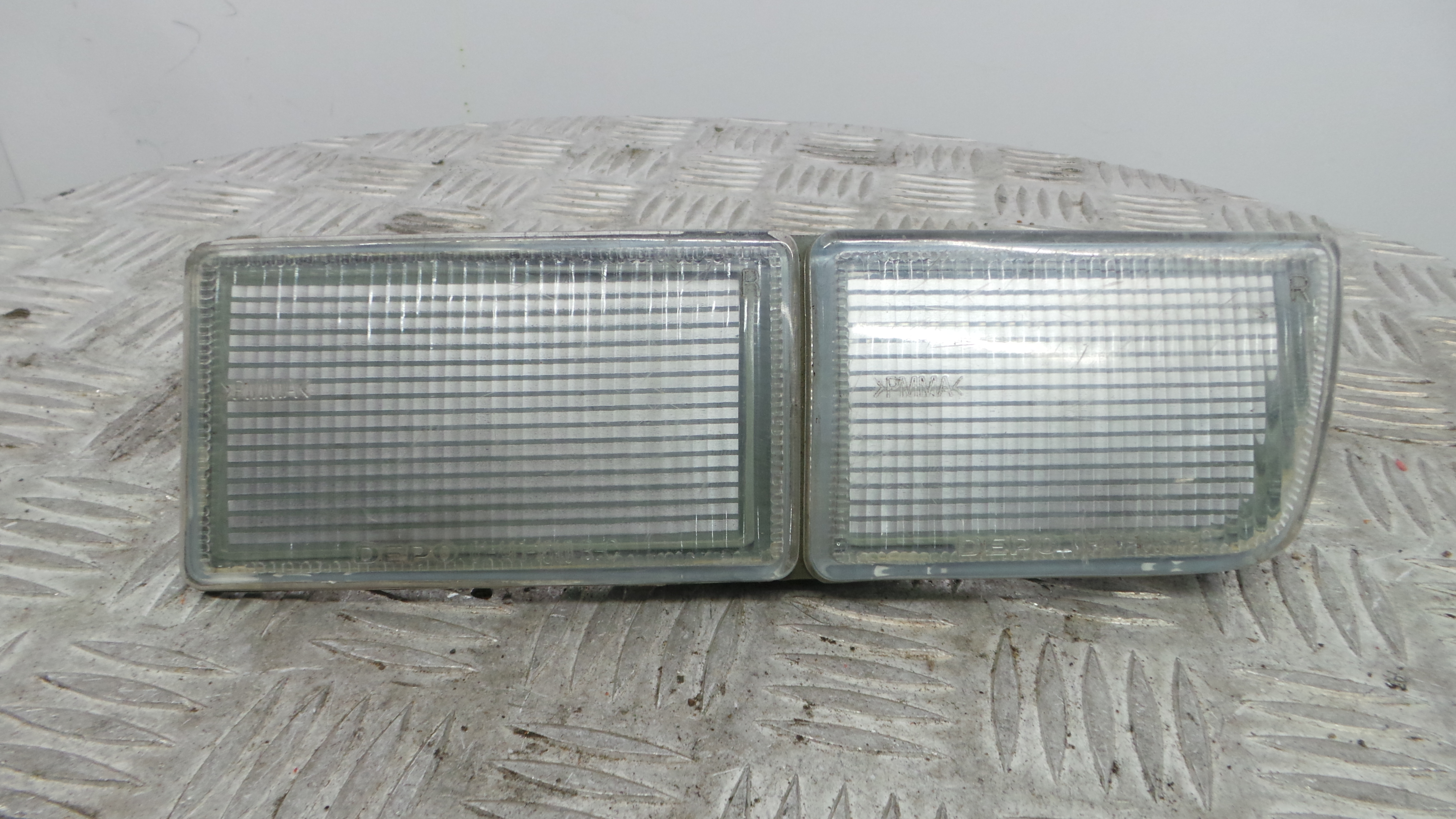 Refletores Frontais 08-441-1609R-F - VW GOLF III (1H1), GOLF Mk III (1H1)-36057717