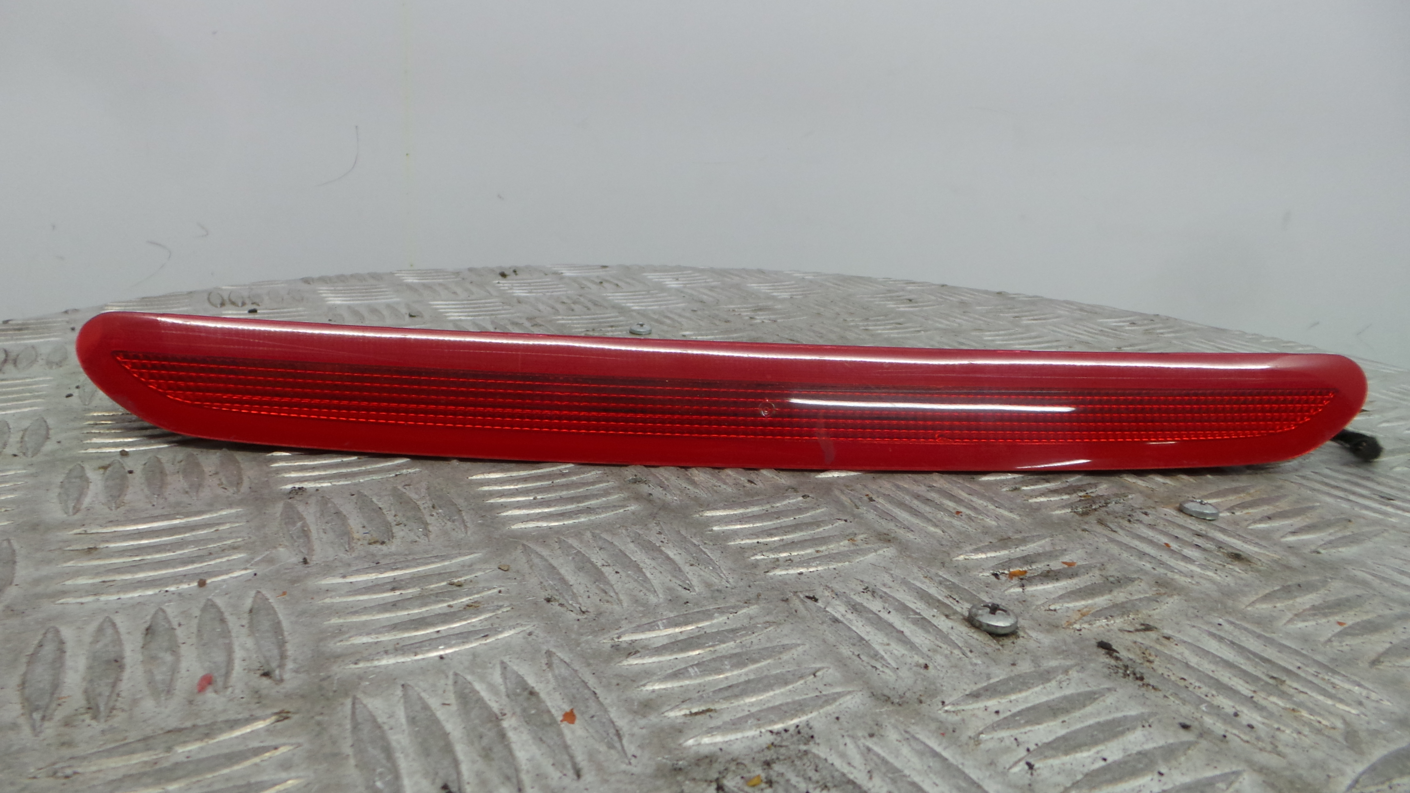 Farolim Stop Central / Luz de Stop Adicional 1K6945097A - VW GOLF V (1K1)-36057731