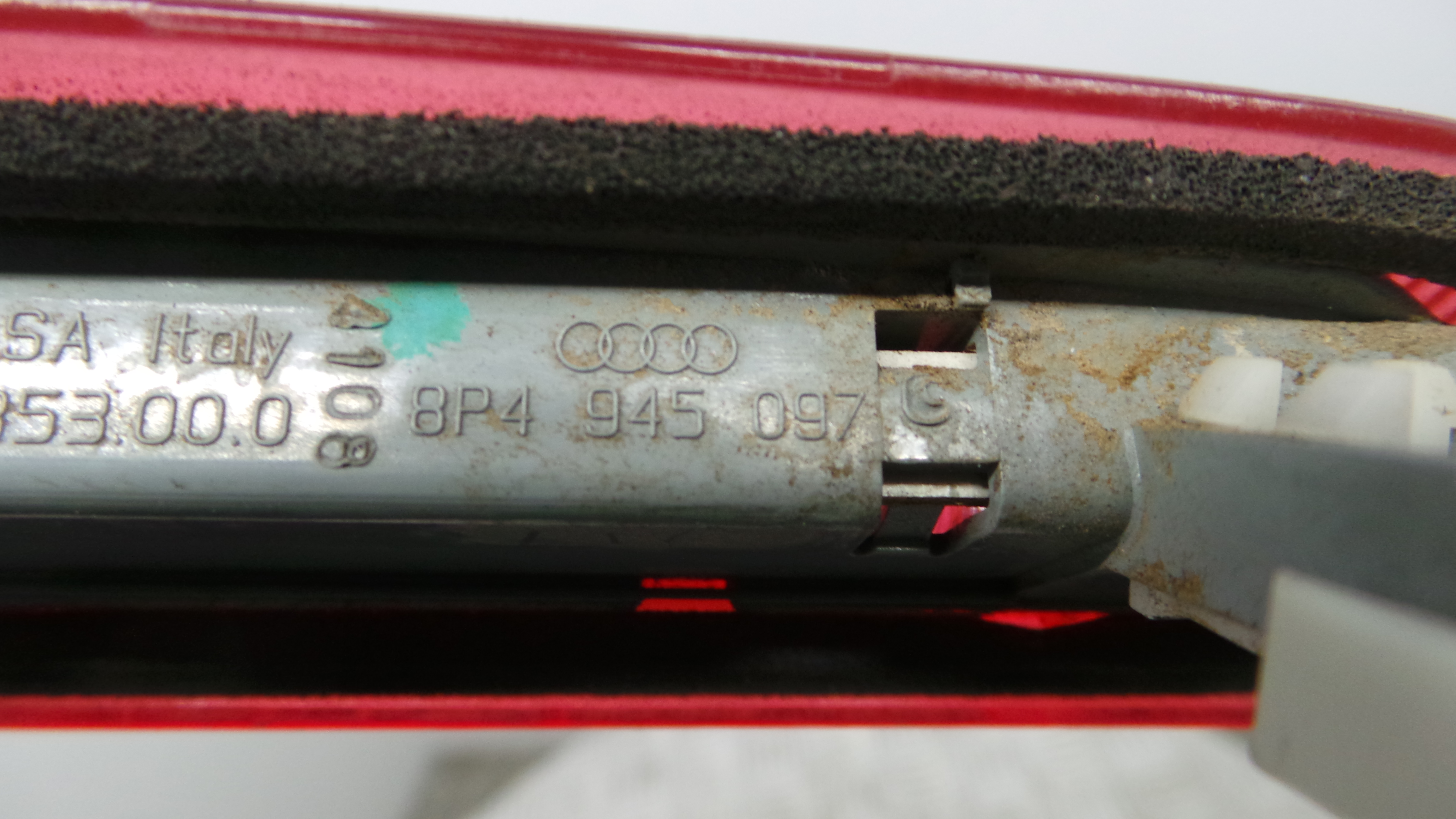 Farolim Stop Central / Luz de Stop Adicional 8P4945097 - AUDI A3 (8P1)-36057757