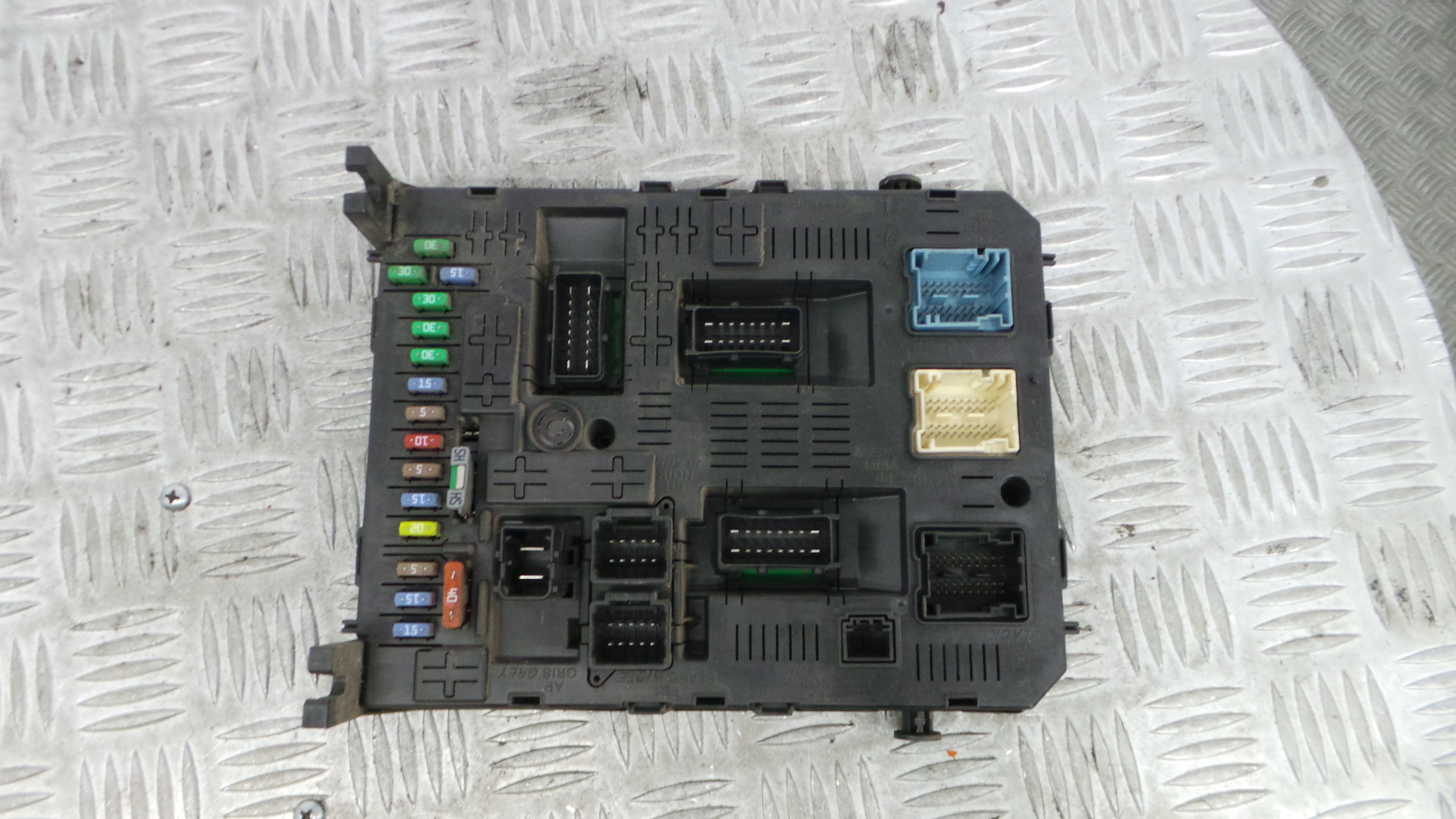 Caixa dos Fusíveis / BSI / UCH / SAM 9664089980-02 - PEUGEOT PARTNER Caixa/monovolume-36059076