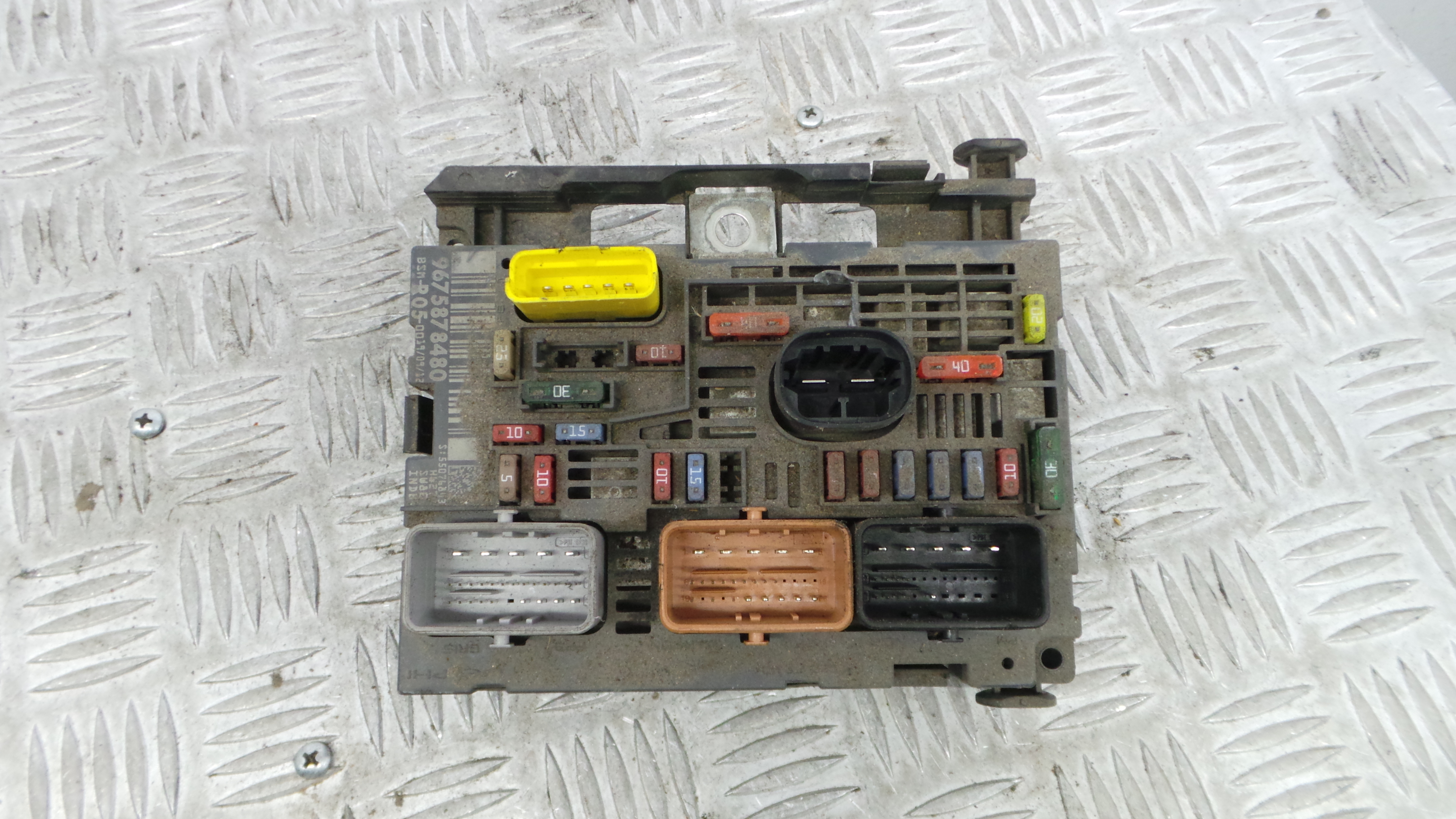 Caixa dos Fusíveis / BSI / UCH / SAM 9675878480 - PEUGEOT PARTNER Caixa/monovolume-36059095