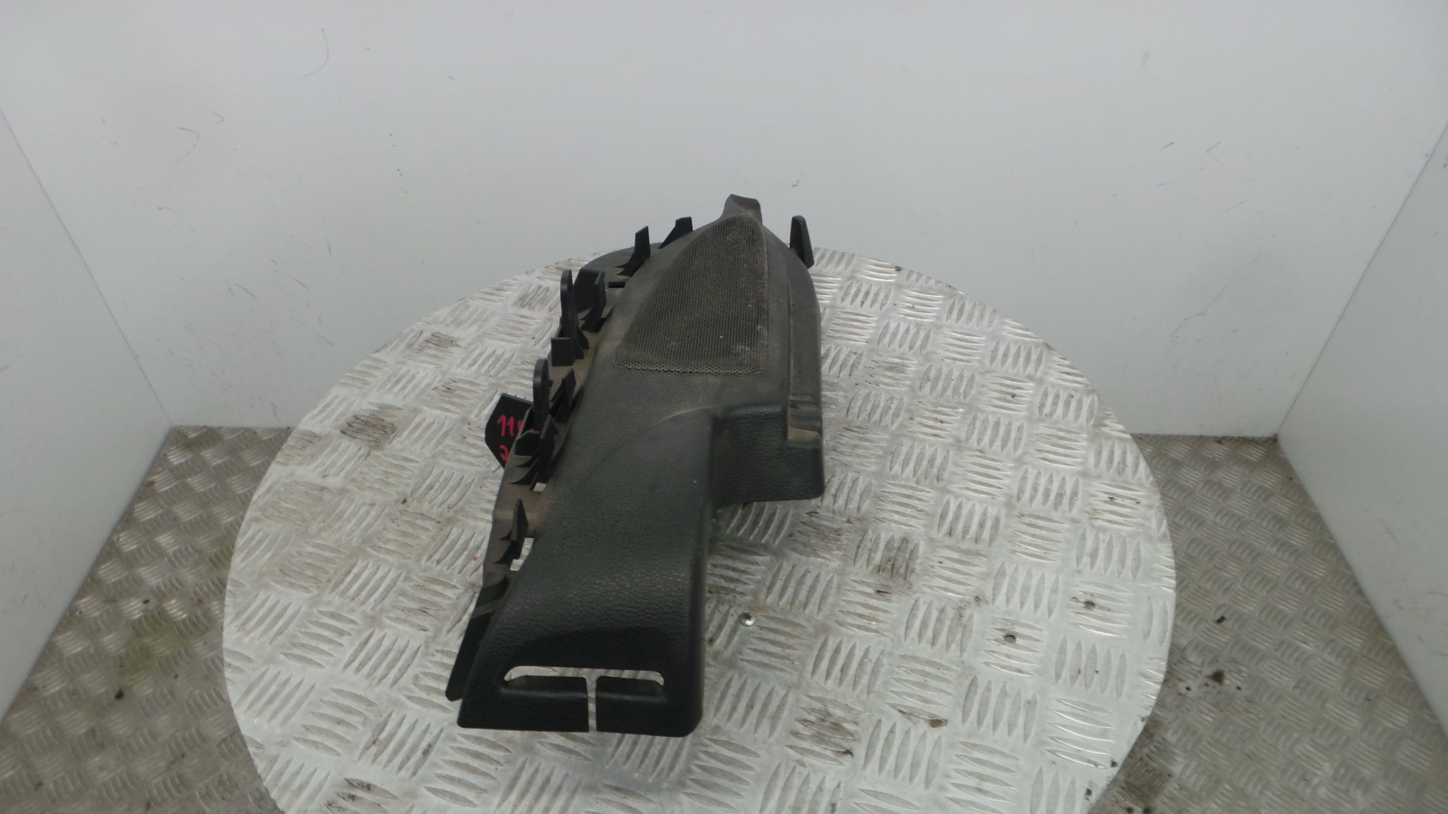 Colunas de Som 51.46-7240778 - BMW 1 (F20), 1 Sports Hatch (F20)-36059274 Colunas de Som 51.46-7240778 - BMW 1 (F20), 1 Sports Hatch (F20)-36059274