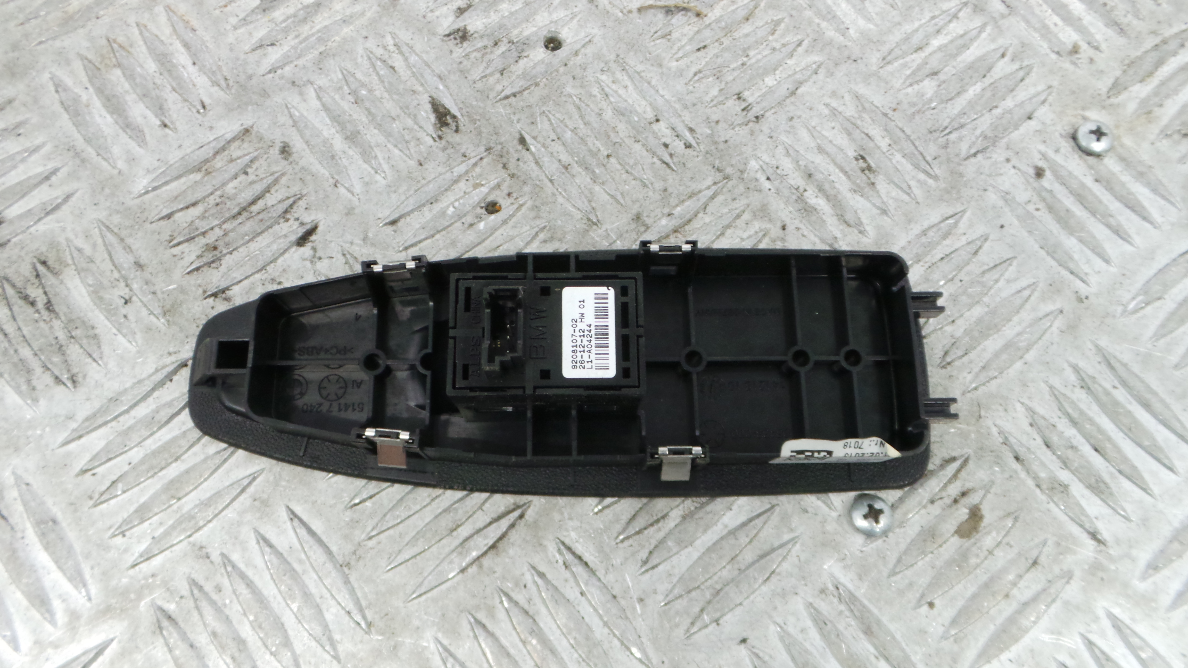 Interruptor / Comando Elevador Vidro Frente Dto  51.41-7240421 - BMW 1 (F20), 1 Sports Hatch (F20)-36059316