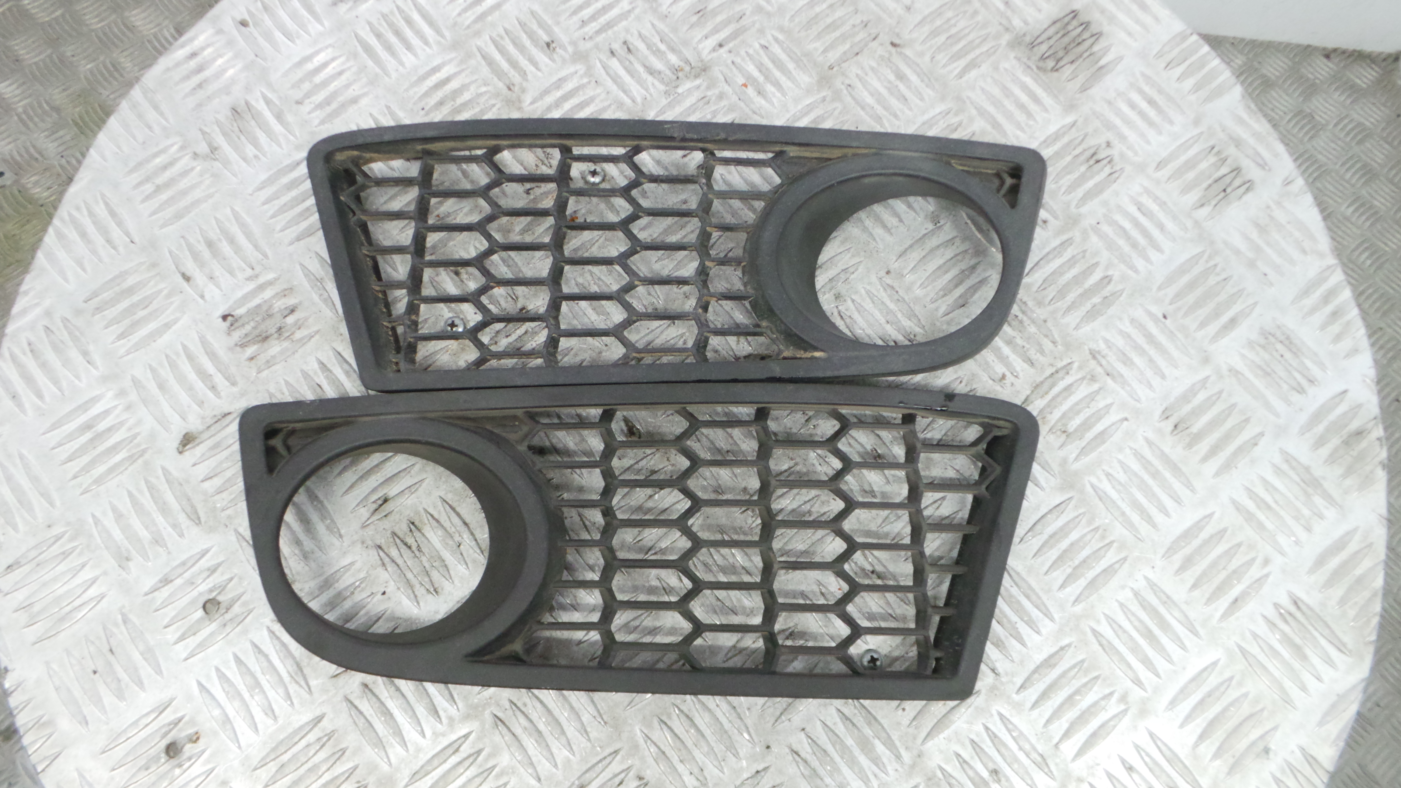 Grelha do Pára-Choques da Frente 51.11-8048967 - BMW 1 (F20), 1 Sports Hatch (F20)-36059323